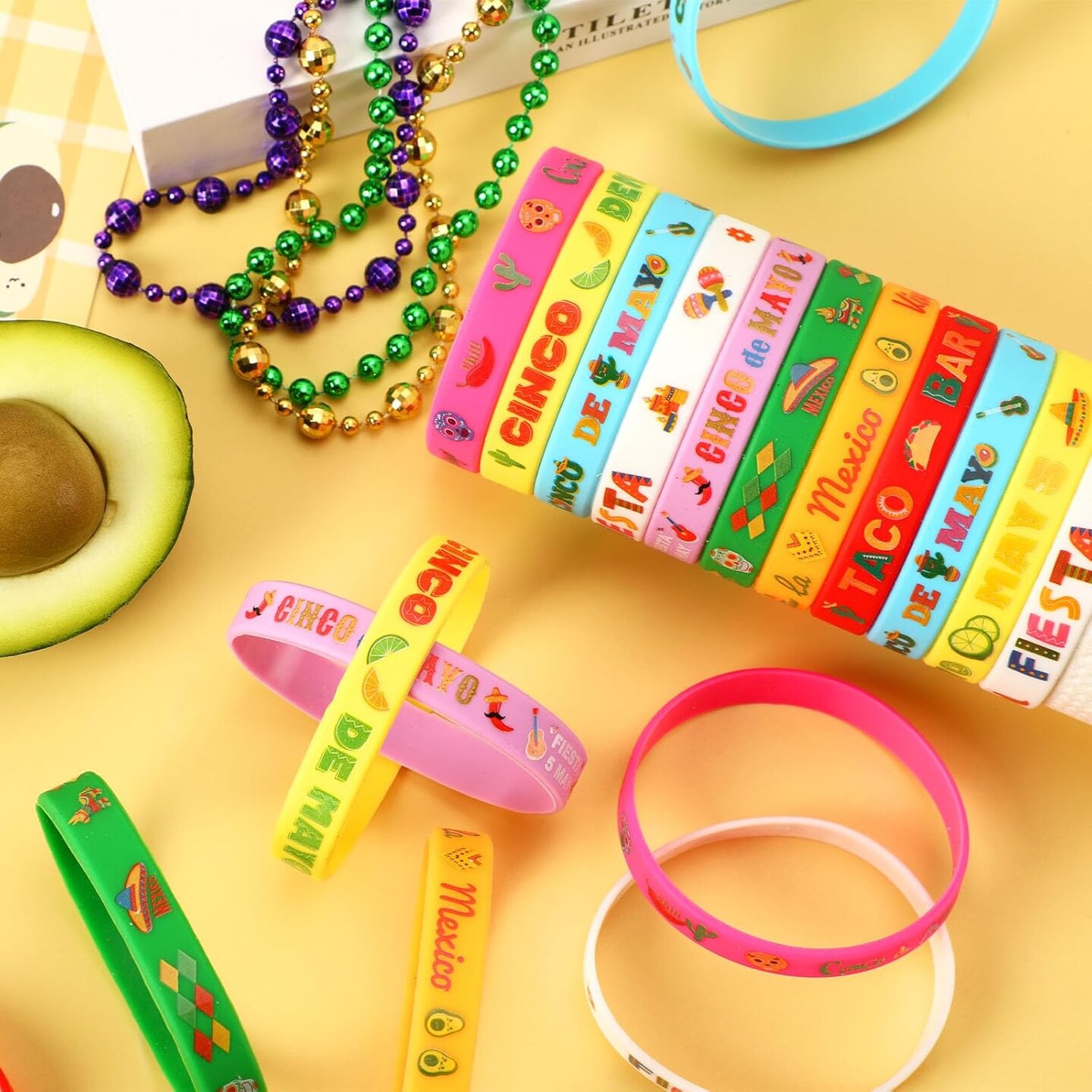 24pcs Mexican Fiesta Party Favors Silicone Bracelets Cactus Guitar Hat Rubber Wristbands for Fiesta Mexican Birthday Party Decorations Gift Goodie Bag Stuffers(8 Designs)