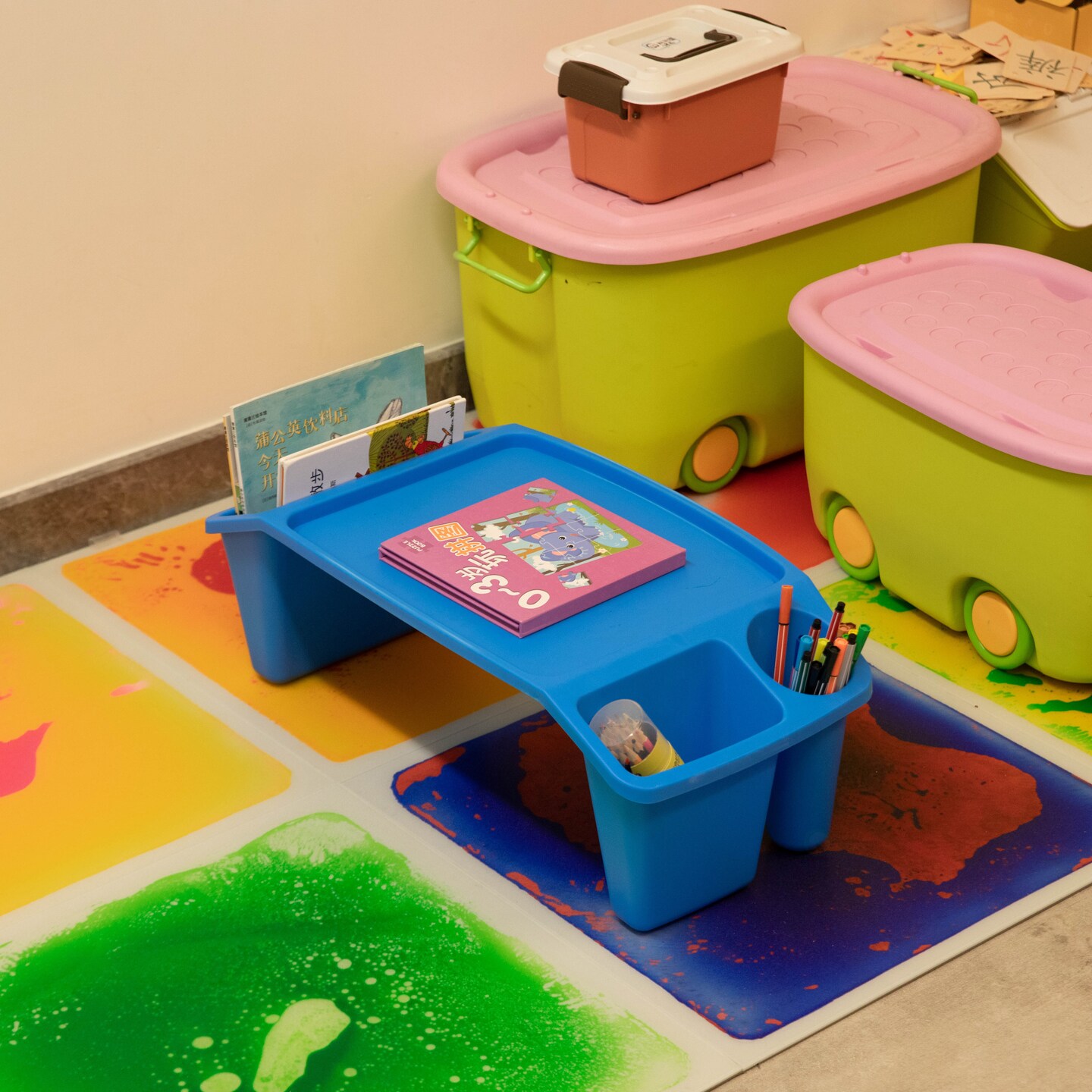 Basicwise Activity Desk Table with Built-In Cup Holder & Storage Compartments Multipurpose Lap Tray for Home Learning Art Activities Snack Time & Floor-Based Task Raised-Leg Design