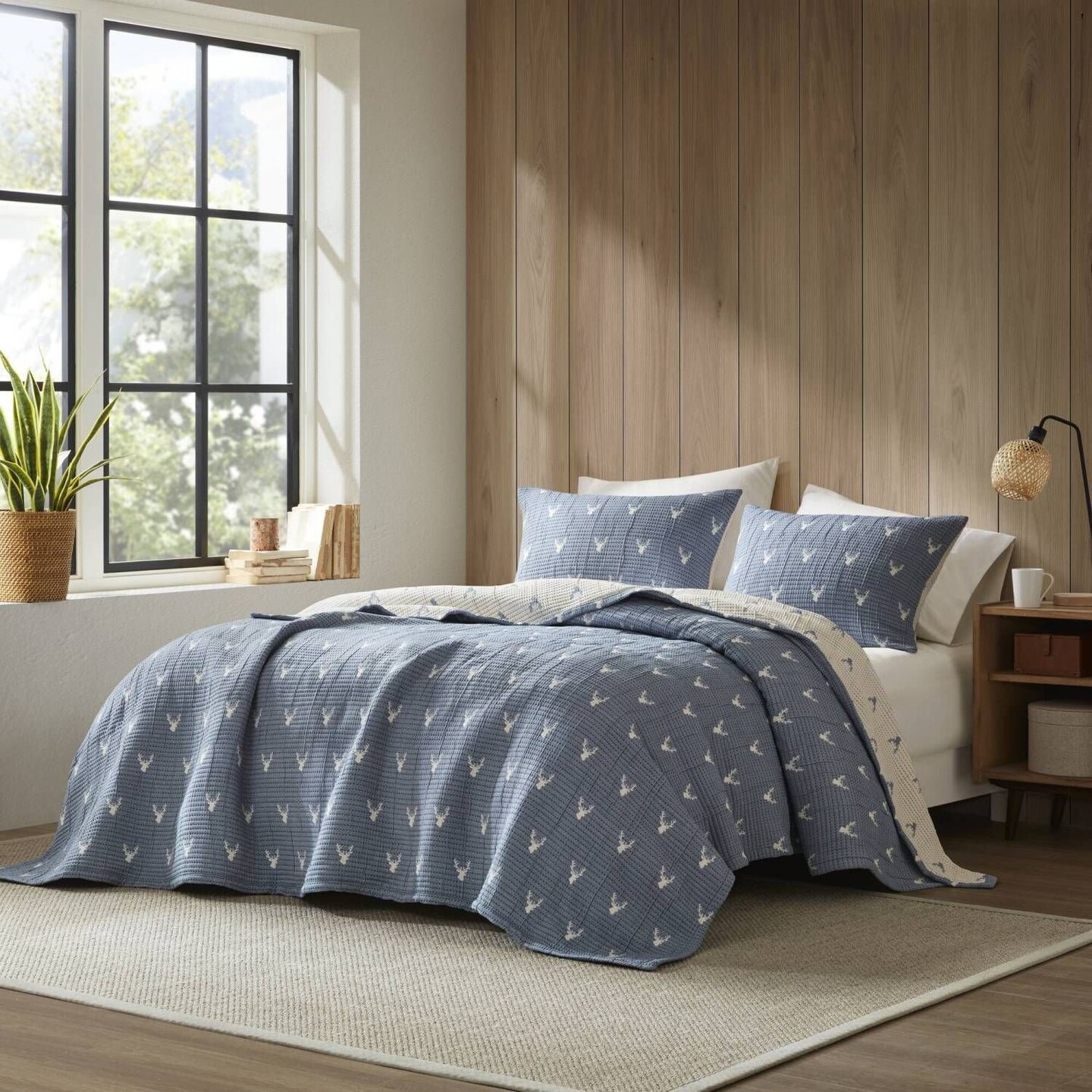 Edge Collections - Blue - Keystone 3 PCS Full/Queen Coverlet Set Stag Head Pattern