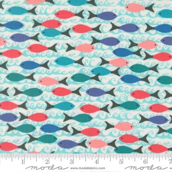 School of Fish in Aqua (27344 11) | Reef | Kate Spain | Moda | Michaels