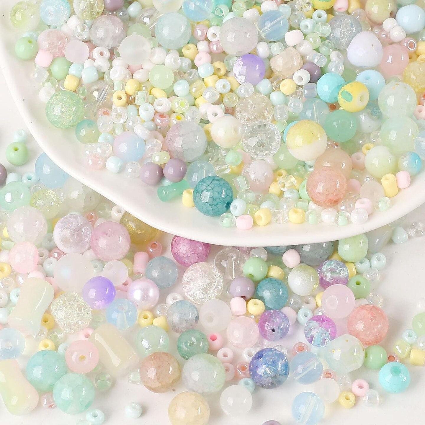 1500Pcs Assorted Glass Beads Cracked Bead Spacer Seed Beads Set (white)