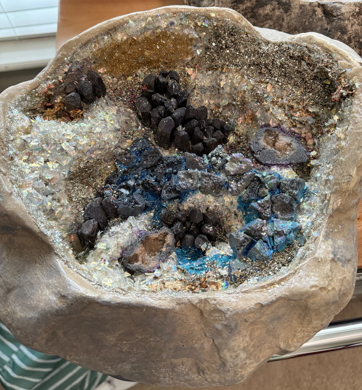 Geode rocks (pick the 1 you want) | MakerPlace by Michaels, image size:1002x1080