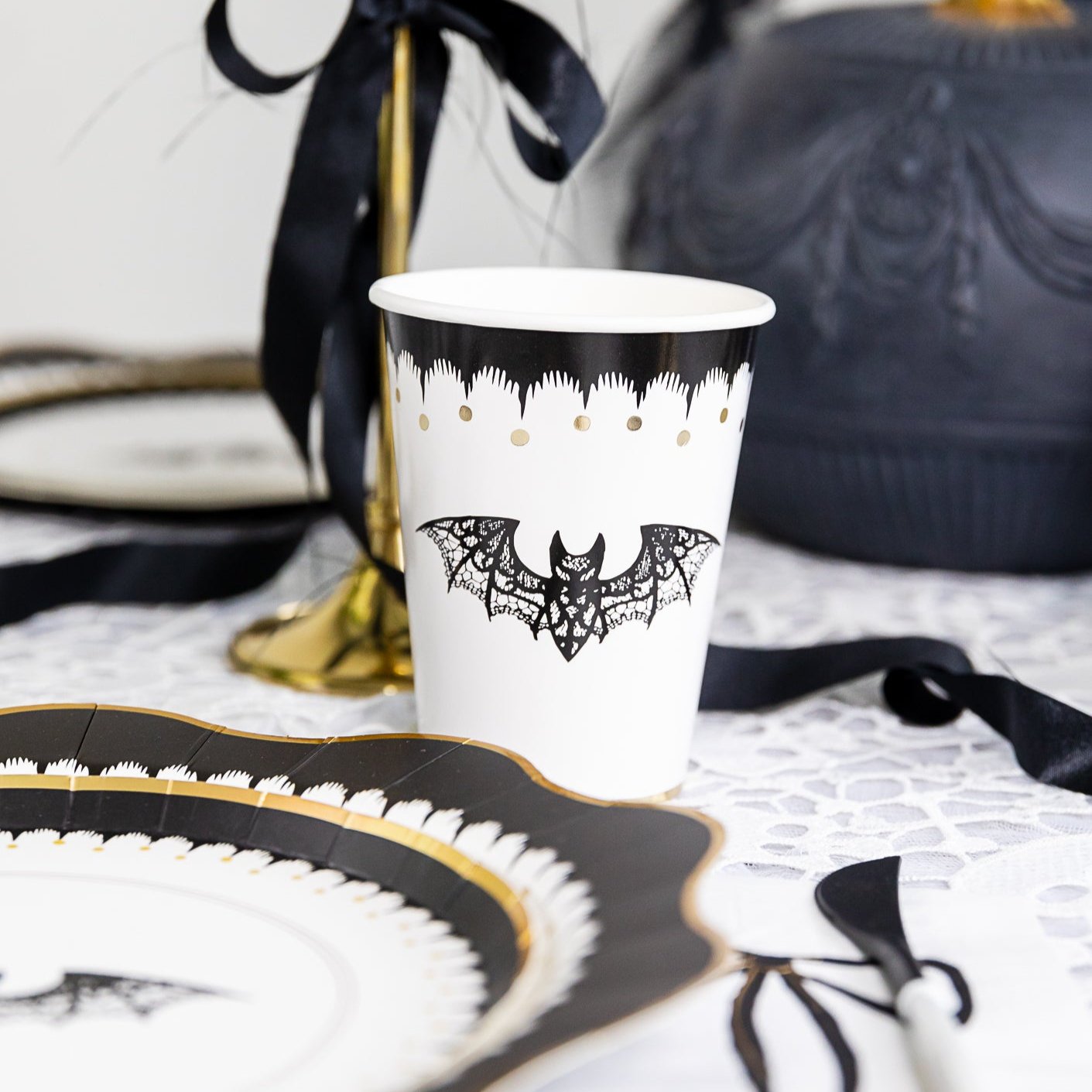 ELEGANT HALLOWEEN CUPS
