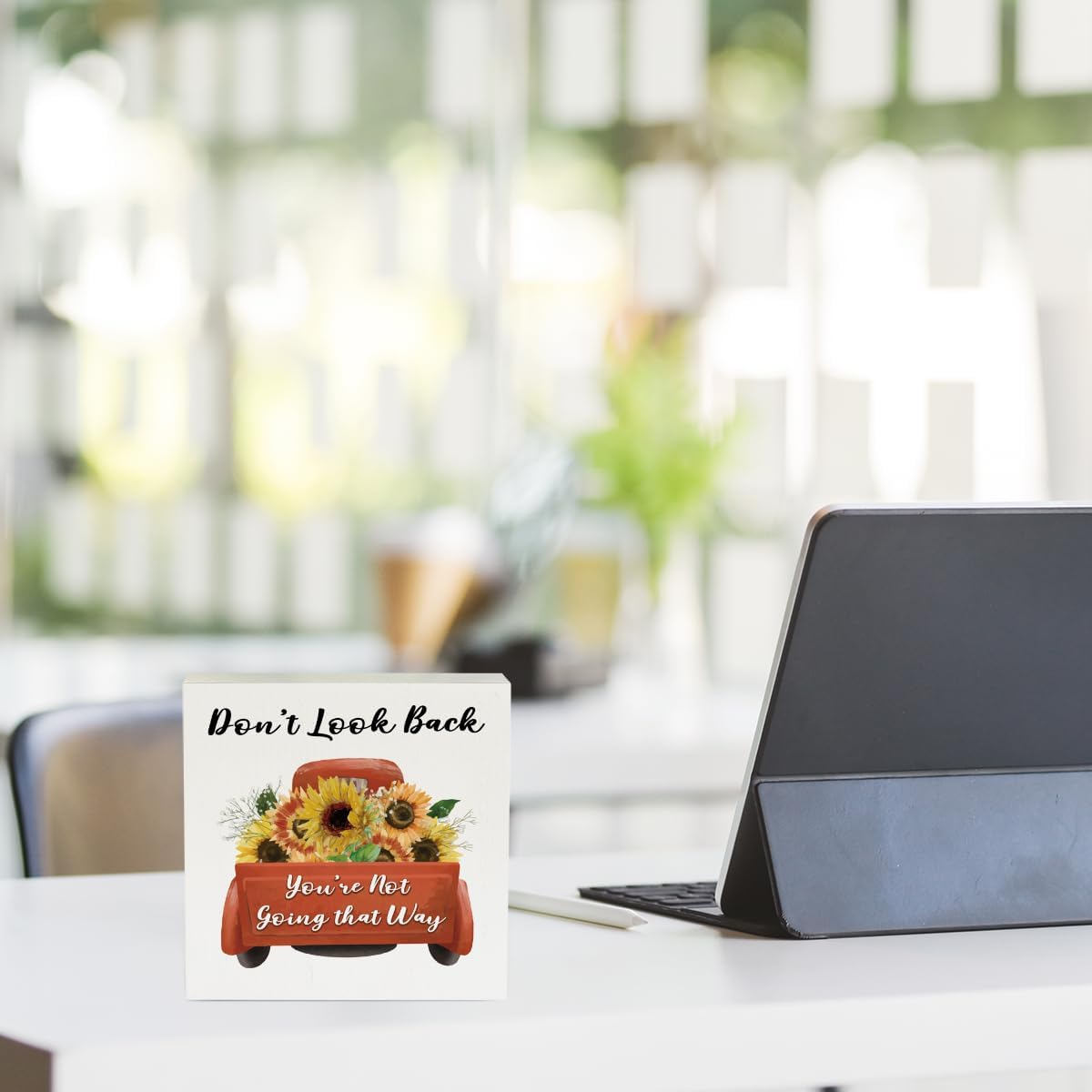 Inspirational Sunflower Decor Sunflower Gifts Sunshine Wood Box Sign 5 x 5 Inches Desk Decor for Tiered Tray Rustic Country Wooden Square Sign Summer Decorations for Home Farmhouse Restaurant
