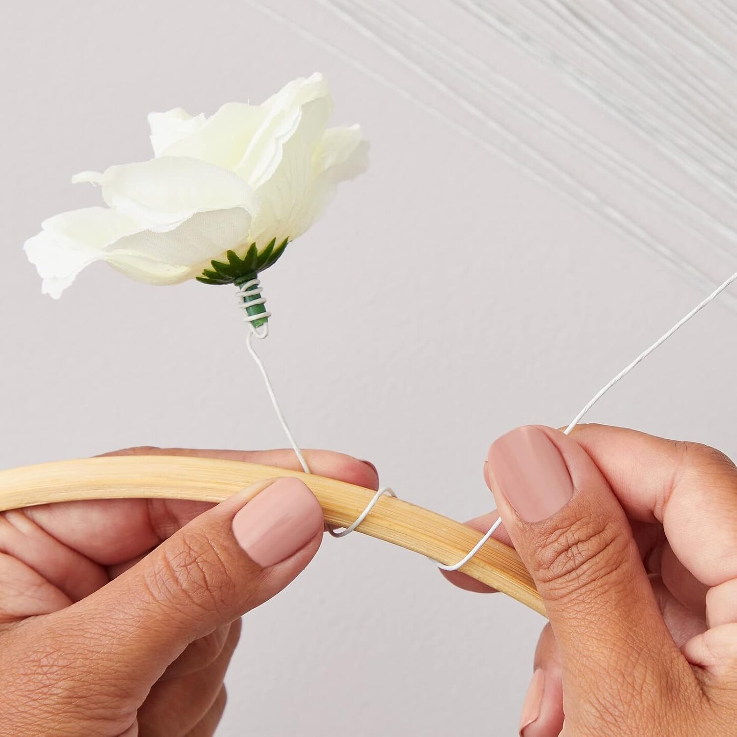 300 Pieces White 22 Gauge Floral Wire Stems for DIY Crafts, Artificial Flower Arrangements (16 in)