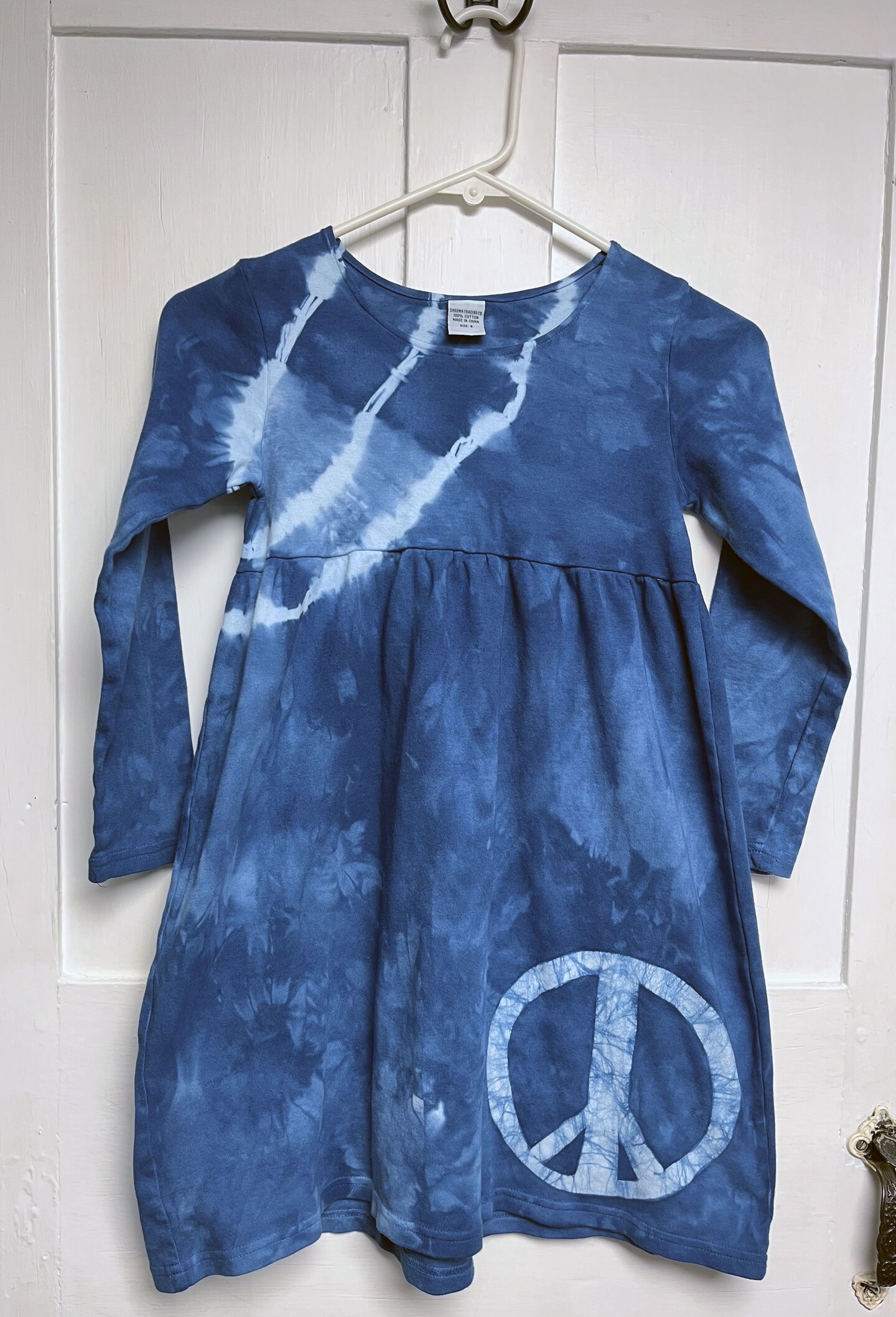 blue tie dye long sleeve dress Girls - Ocean Blue Tie-Dye Cotton Gathered Knee Length Shirt Dress Custom Size (Free) / 3'10