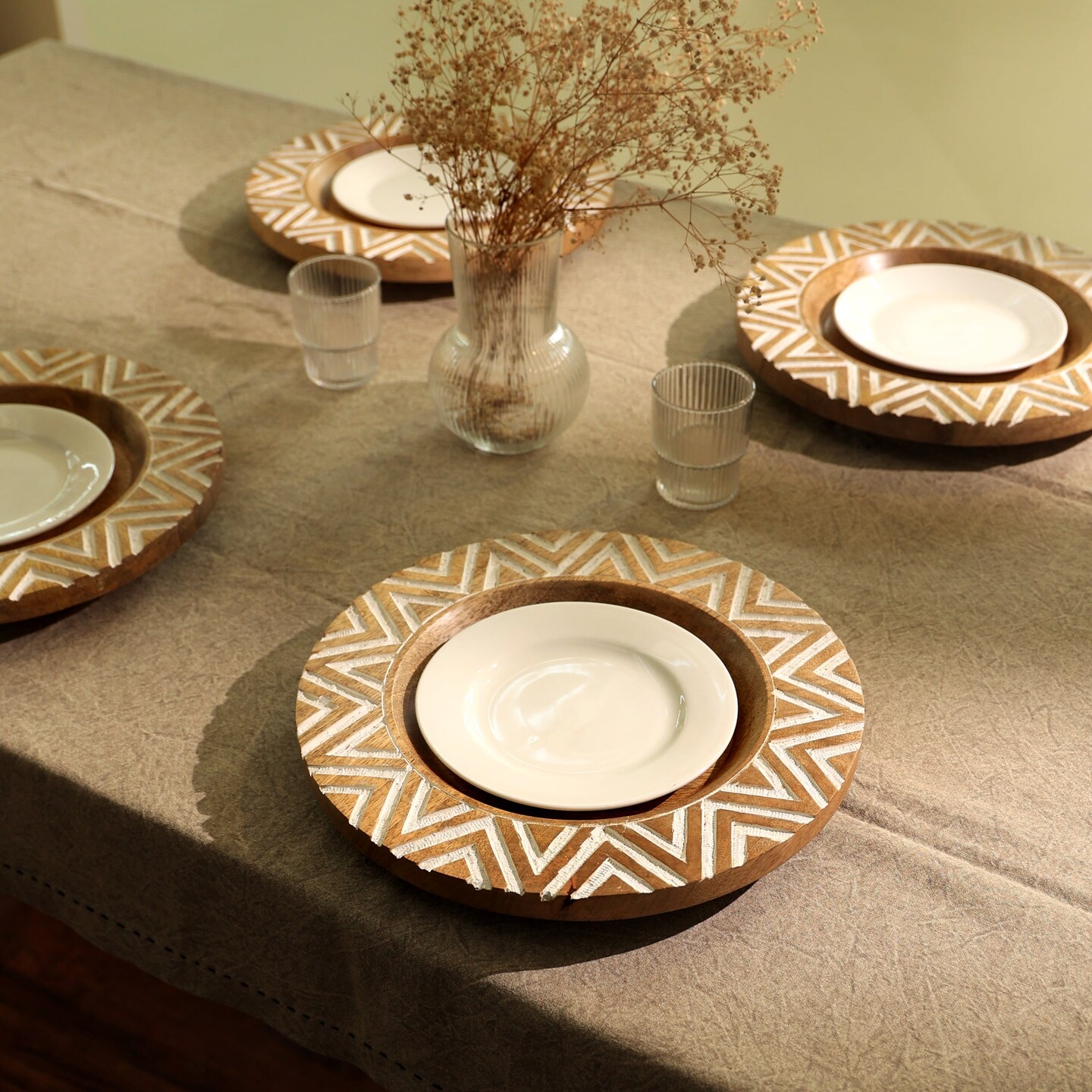 Handcrafted Natural Wood Charger Plate &#x2013; Eco-Friendly, 13&#x201D;