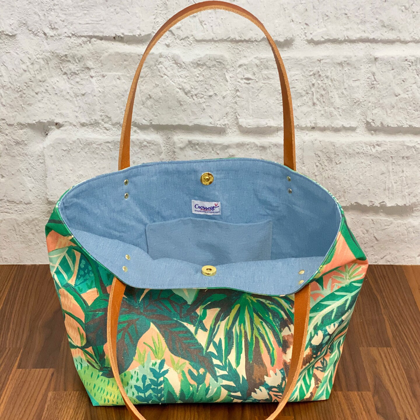 Crosscut Sewing Co.&#xAE; Market Tote Bag Sewing Project Kit for Beginners with Fabric, Instructions and Video