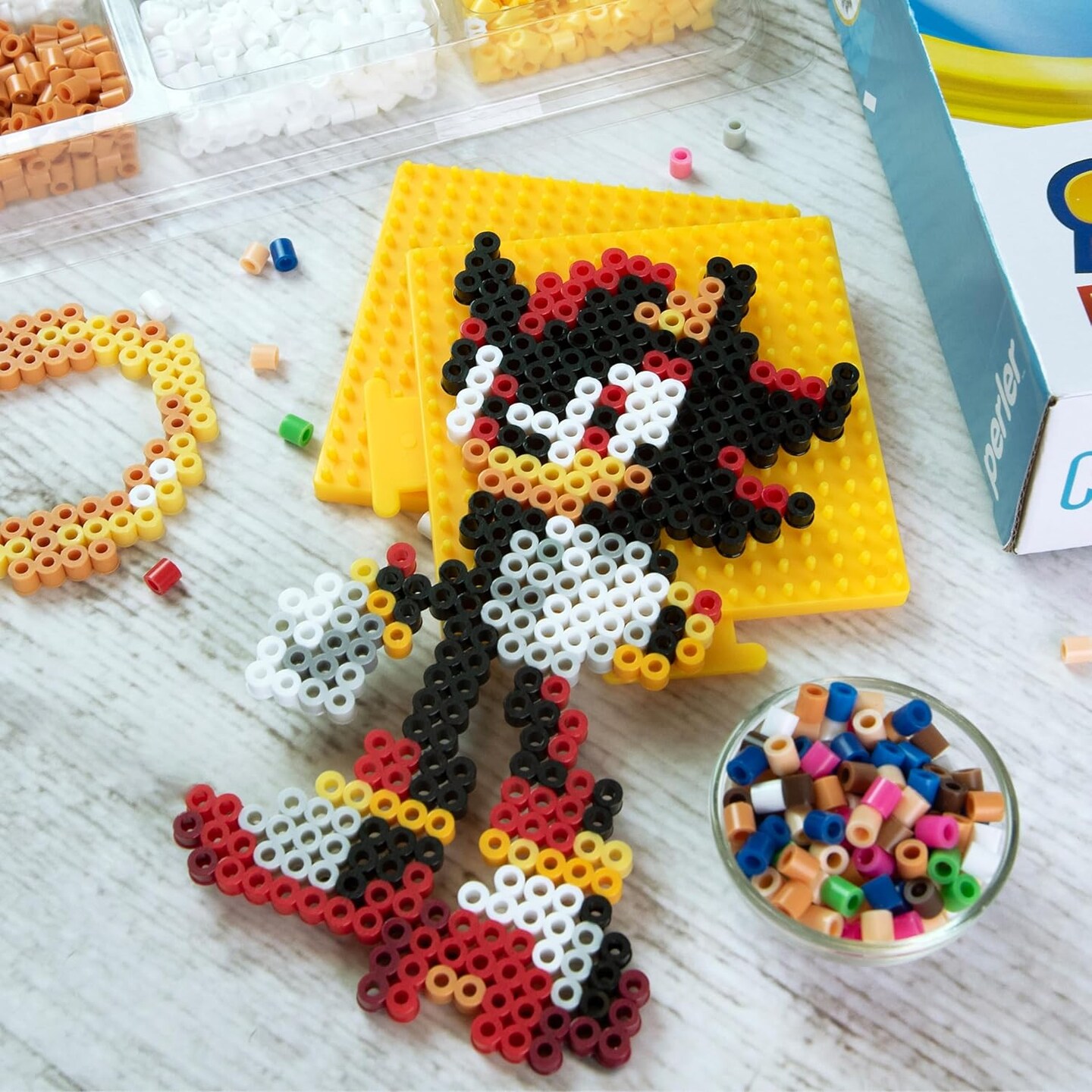 Sonic The Hedgehog Bead Kits with 14 Projects - 4504 Pieces (Multicolor)