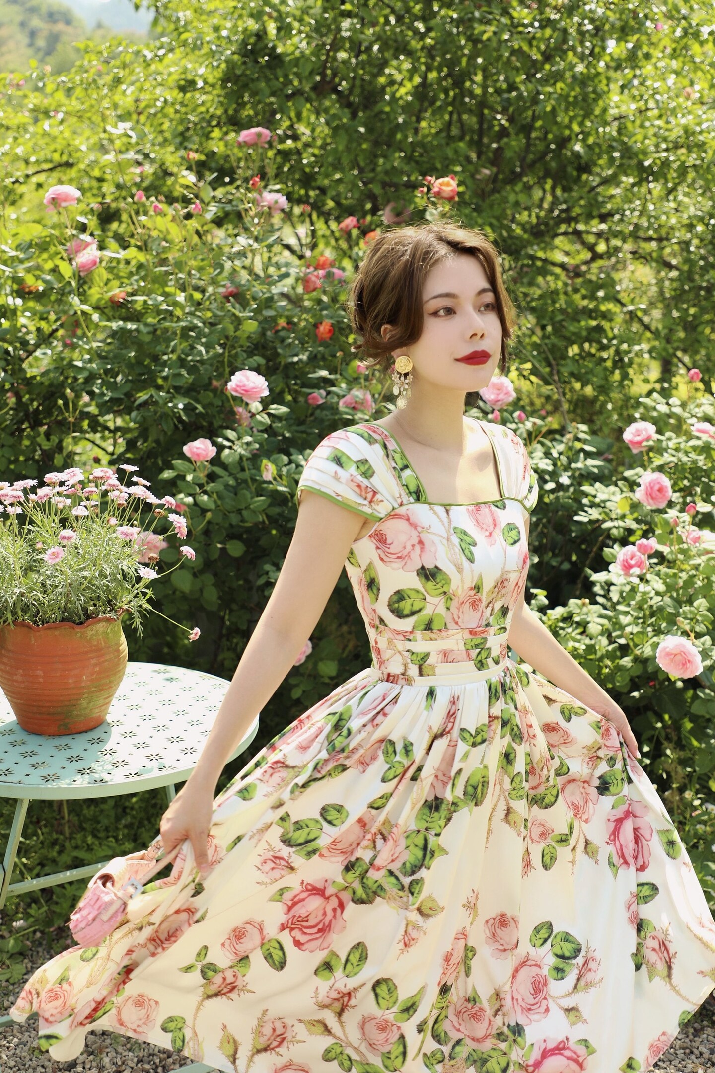 ⭐︎希少⭐︎CARAMEL VINTAGEFLORAL PRINT DRESS 8A Esmeralda DITSY FLORAL PRINT RUFFLED MIDI DRESS