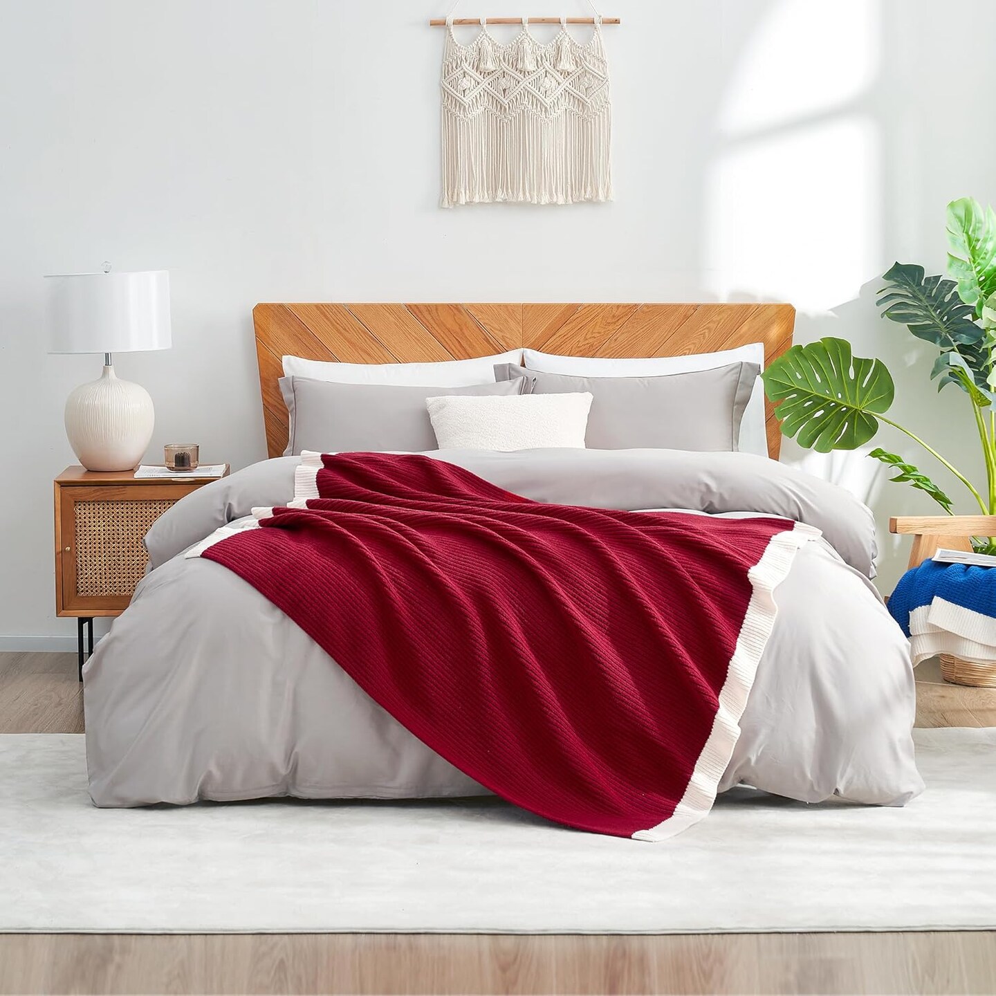 Home Chenille Christmas Waffle Throw Blanket for Couch, Reversible Soft Cozy Knit Blanket Lightweight Warm Xmas Decorative Throw for Sofa, Bed, Living Room, Christmas Red, 50 x 60 inch
