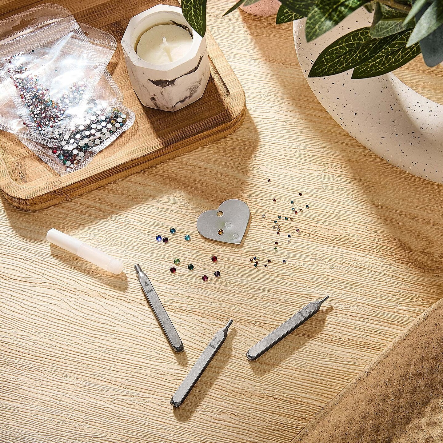 Flat Back Crystals Setter Metal Stamping Punches Kit Includes 3 Pieces Jewelry Metal Stamping Tool for DIY, 1.8 mm, 2.5 mm, 4 mm and 1500 Pieces Multi Colored Rhinestones Crystals