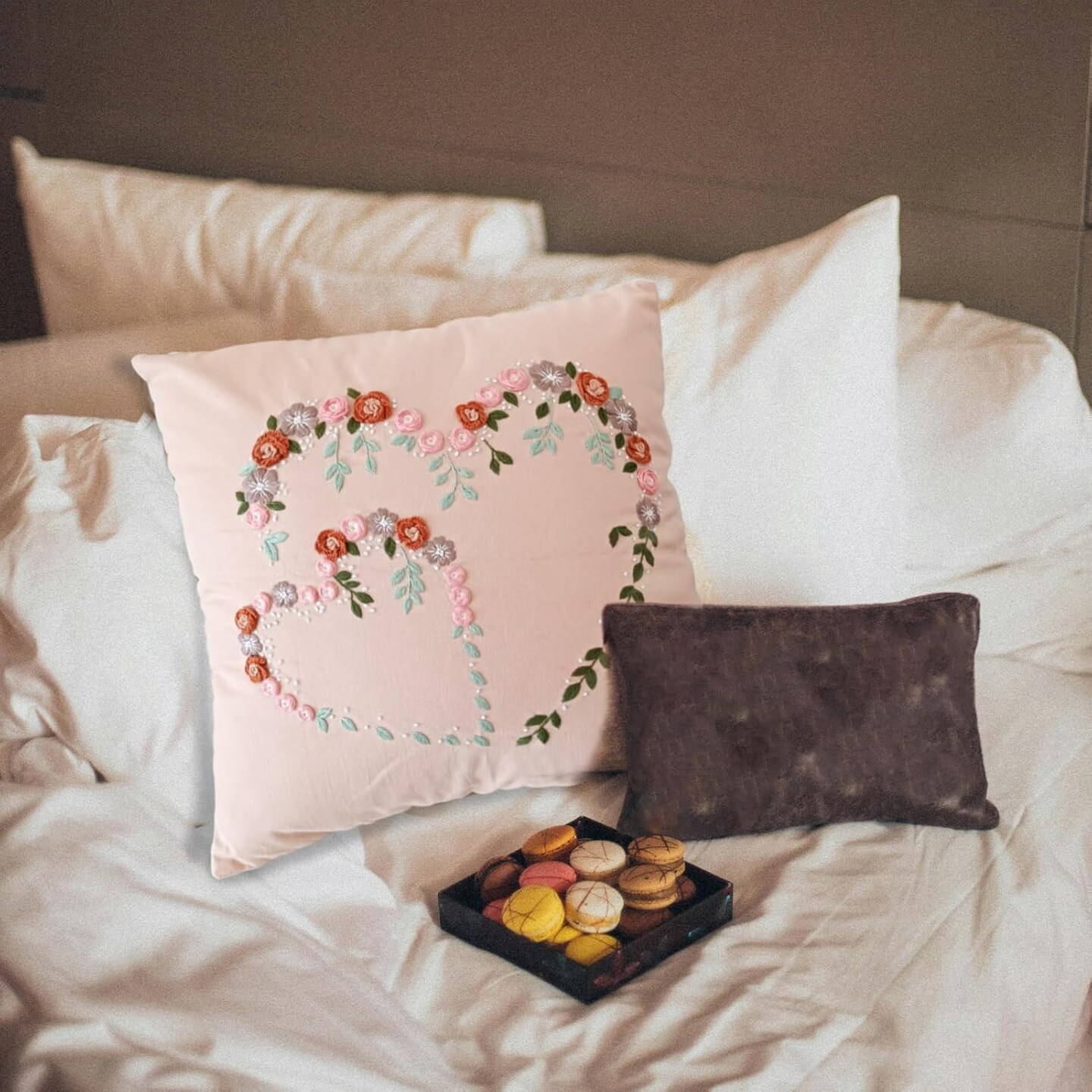 Crewel Pillow Case Embroidery Kit Heart Shaped Loving You Floral Stamped Pattern Kits