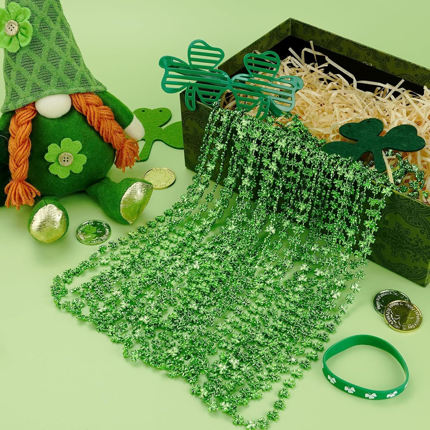 12Pcs St Patricks Day Shamrock Necklaces, St Patricks Day Necklace, Plastic Shamrock Necklaces Bulk, 33" 7mm Green Clover-Shaped Beads Necklace for St. Patrick's Day Party Favors Decorations Gift Supplies Women Men