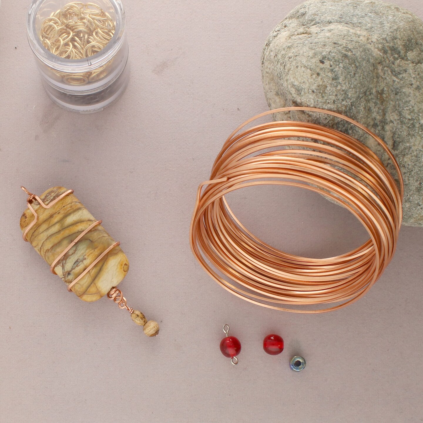 The Beadsmith Square Craft Medium Wire