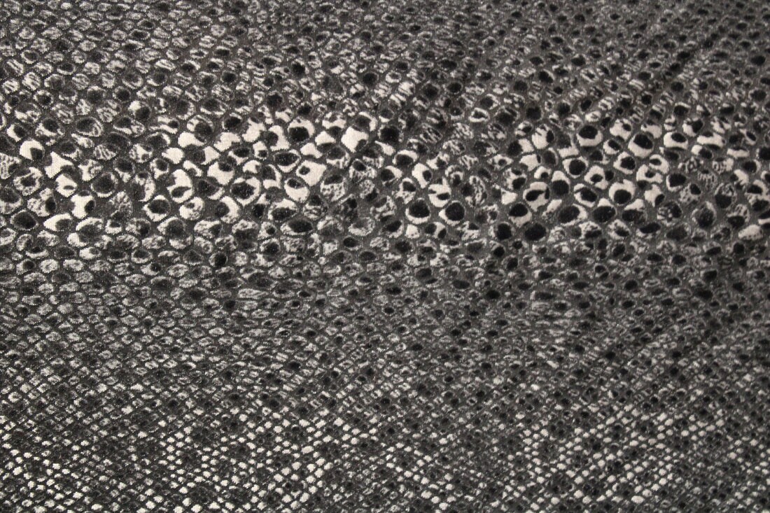 1 Yard Snake Print Fabric Multipurpose 36&#x22; x 60&#x22;