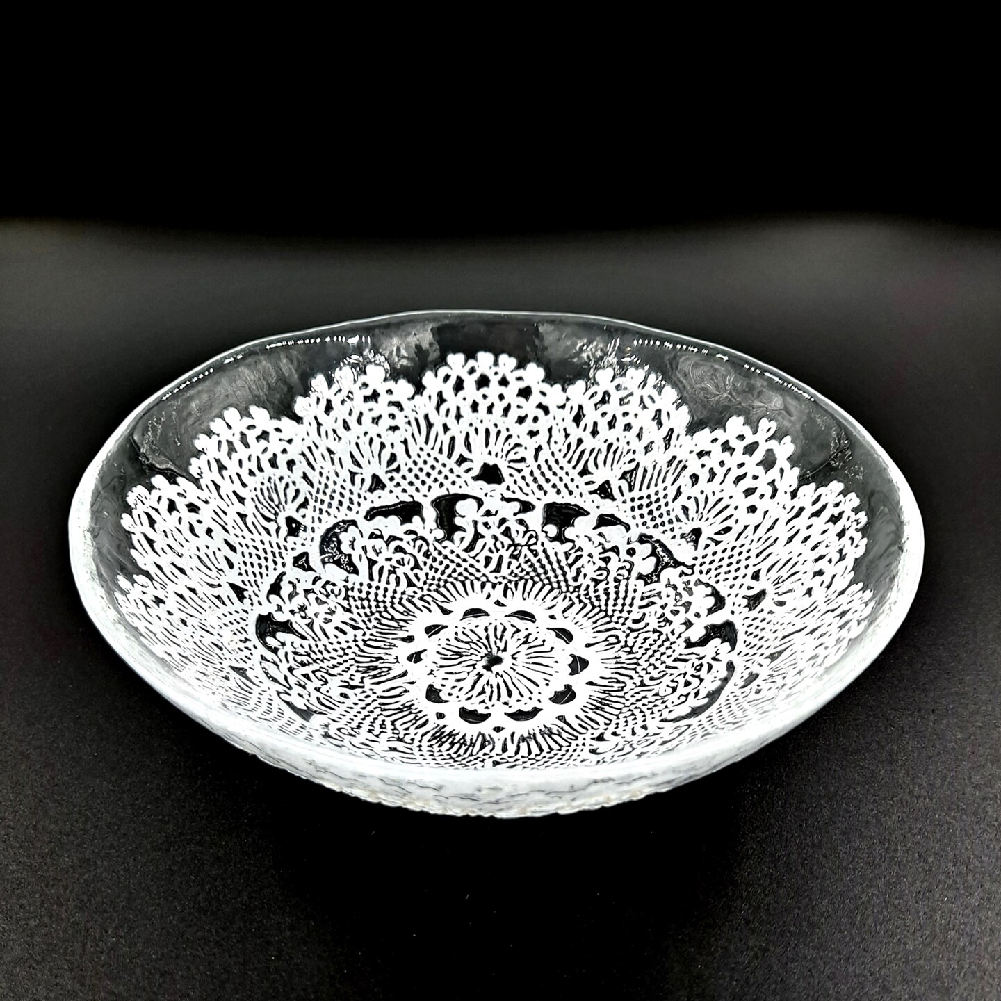Handmade Lace Pattern Glass Accent Bowl Ivory White Decorative Tableware