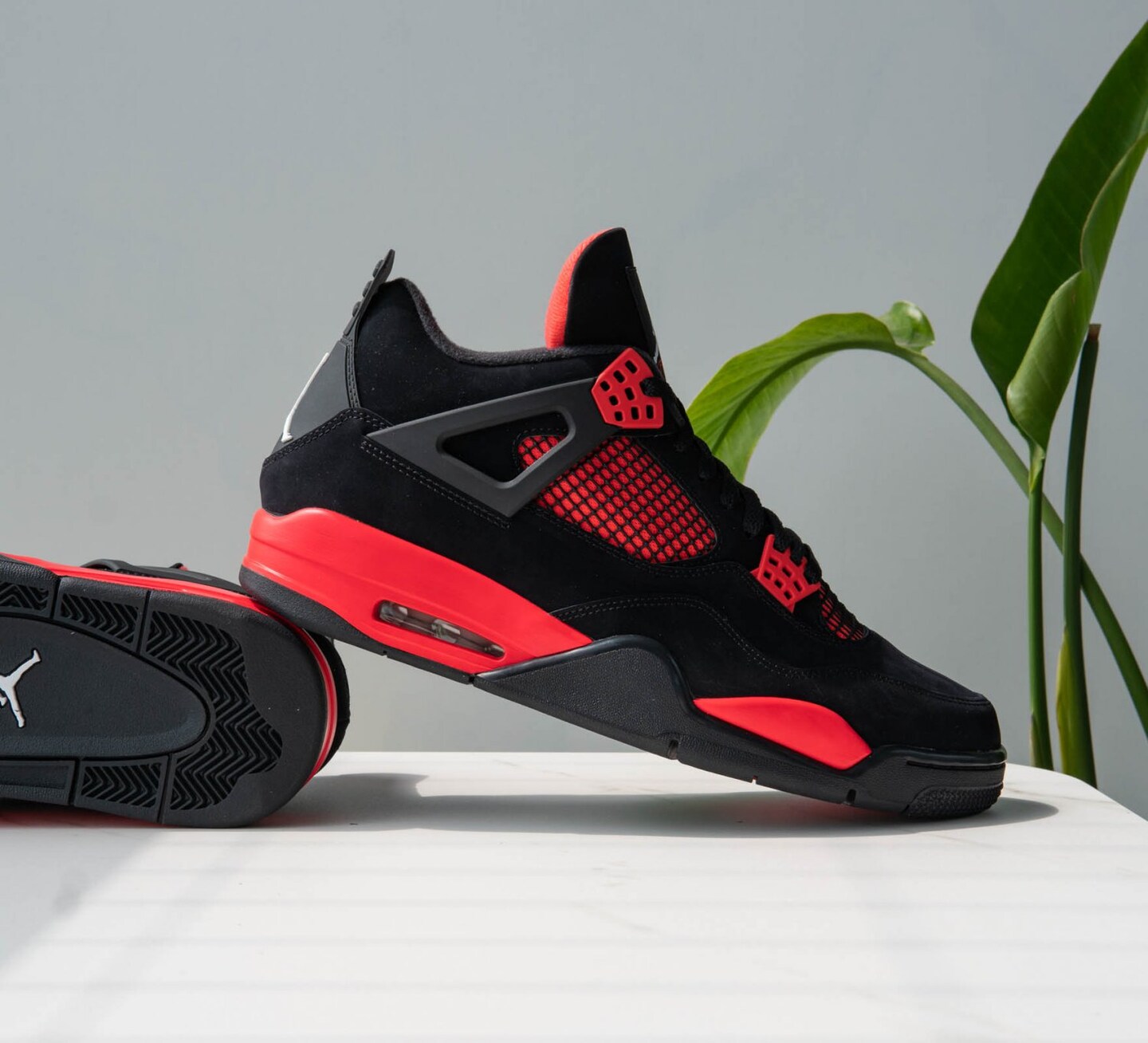 Air Jordan 4 Retro Black Red Thunder Shoes