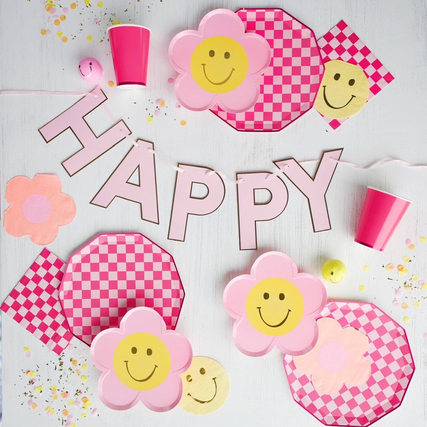 HAUTE PINK SIGNATURE LARGE CHECKER PLATES