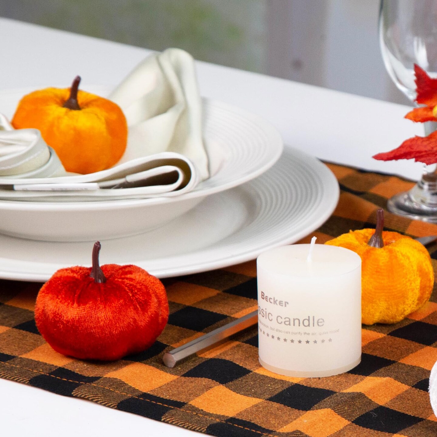 8 Pieces Velvet Pumpkins Fake Decorative Pumpkins Foam Pumpkins for Decoration Fall Theme Party Wedding Halloween Thanksgiving Table 4 Colors
