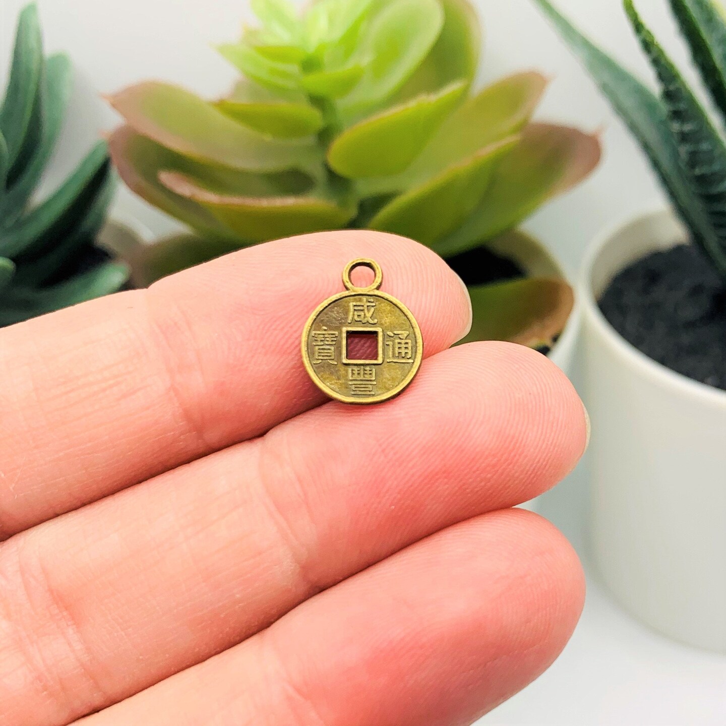 4, 20 or 50 Pieces: Small Bronze Chinese Lucky Coin Charms - Double Sided