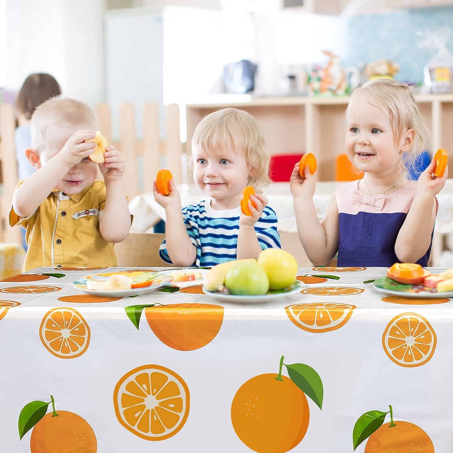 Little Cutie Party Tablecover