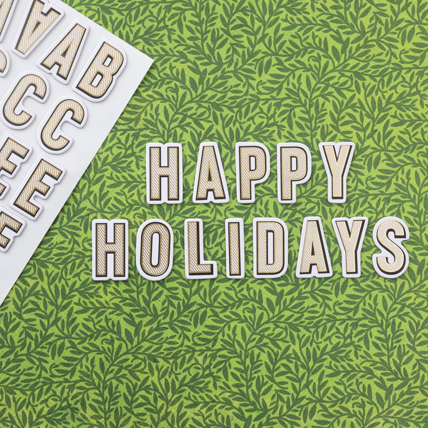 Thickers Vicki Boutin Evergreen & Holly Alphabet Stickers, 156pcs