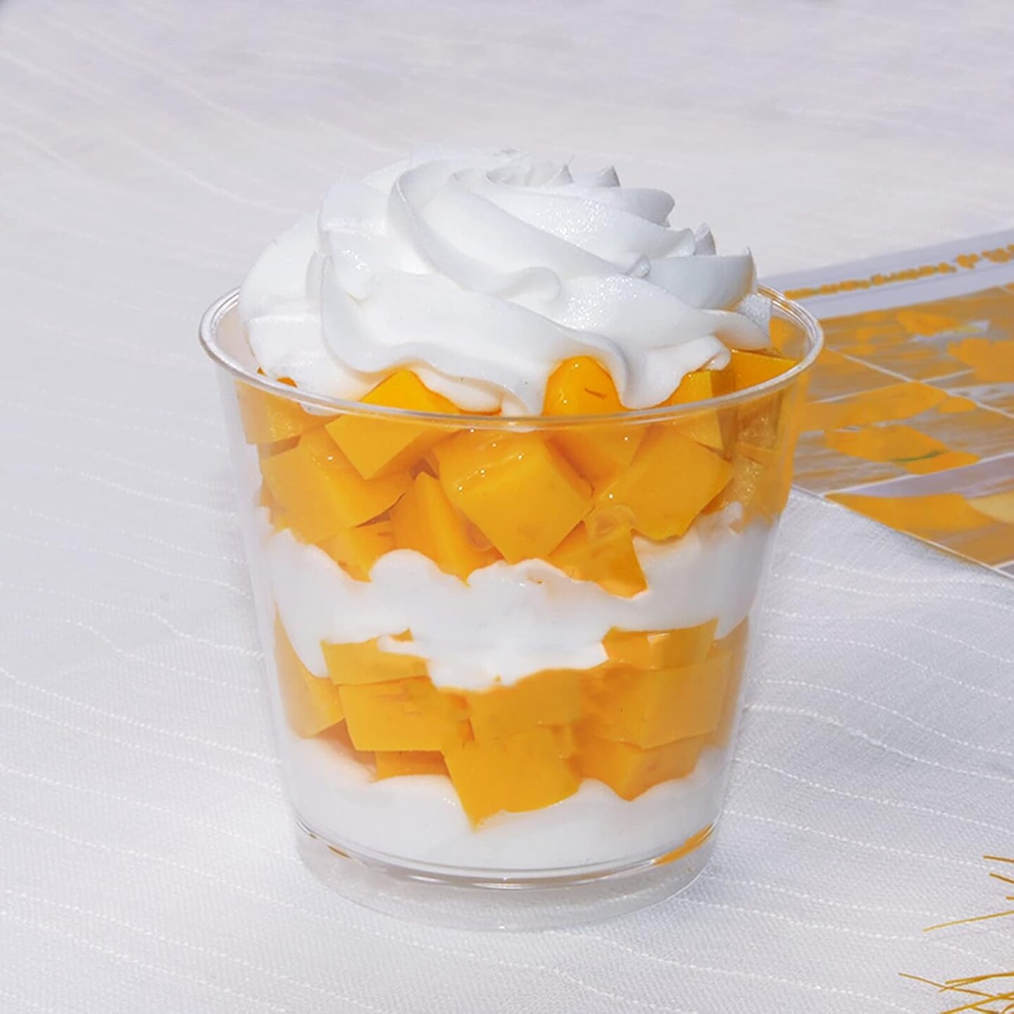 Clear Plastic Cups with Lids,6oz-25 Sets Mini Parfait Cups with No Holes Dome Lids,Parfait Cups with Lids, Disposable Party Cups