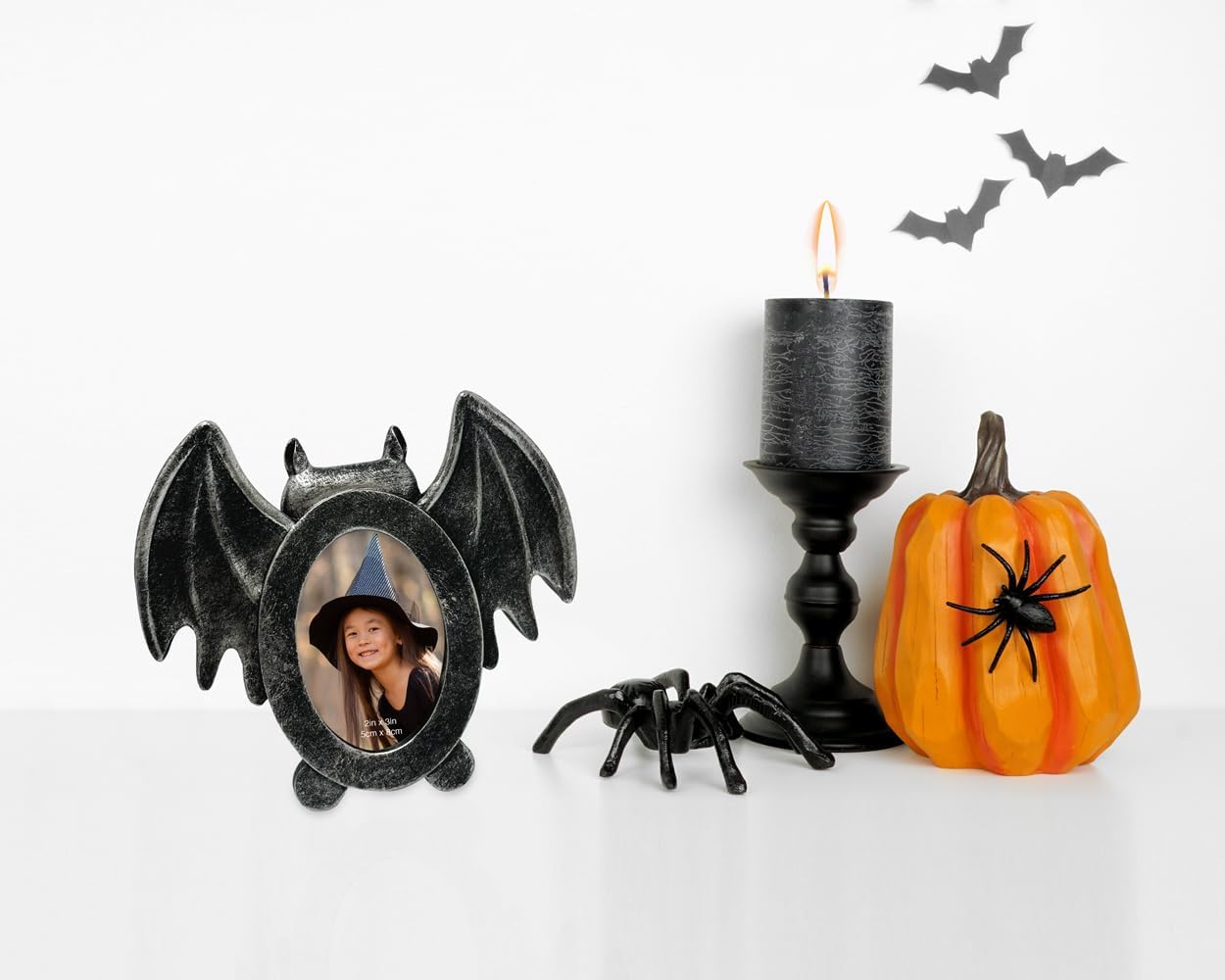 2x3 Bat-Shaped Picture Frame With Ears And Wings Detail
