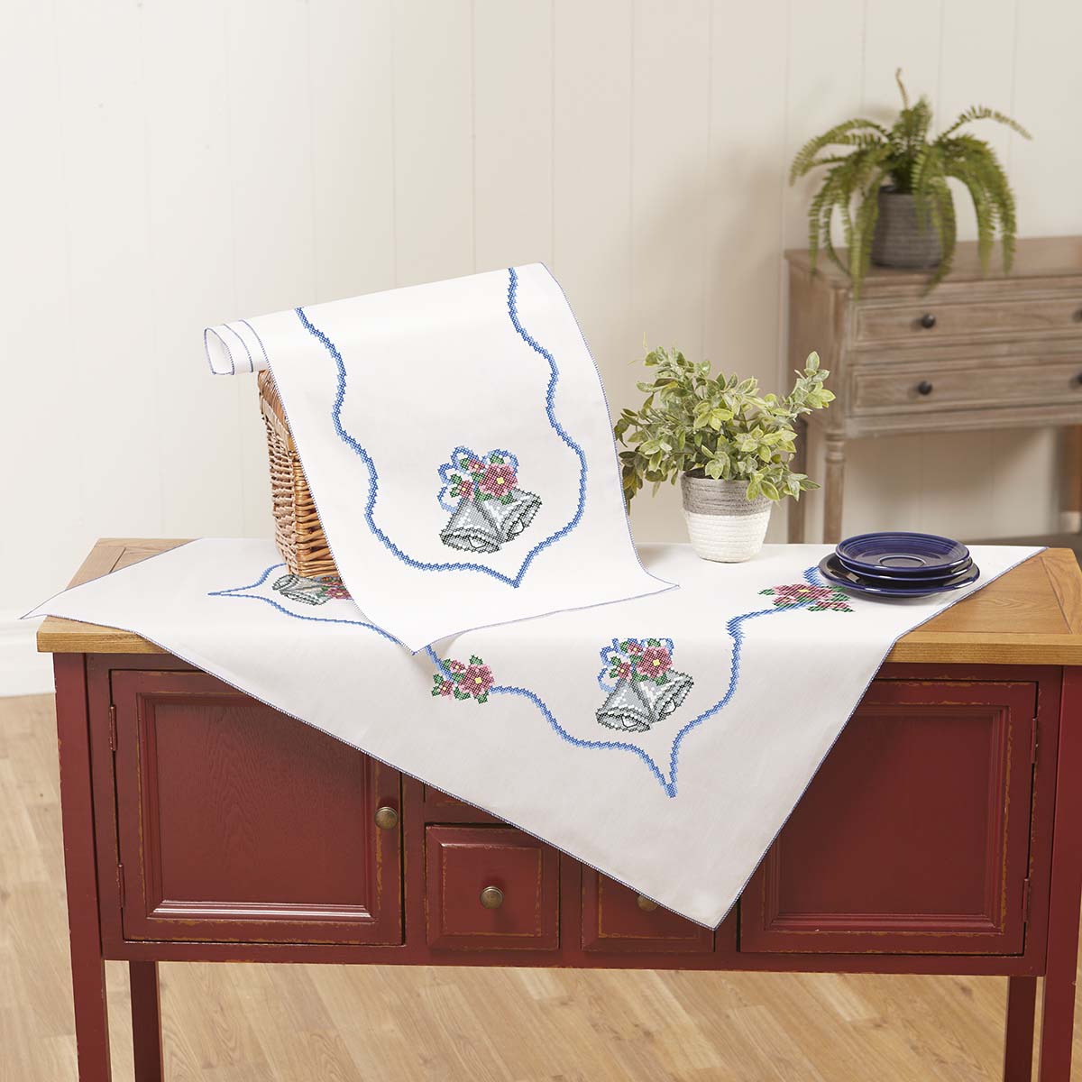 Herrschners Wedding Memories Table Topper & Runner Stamped Embroidery