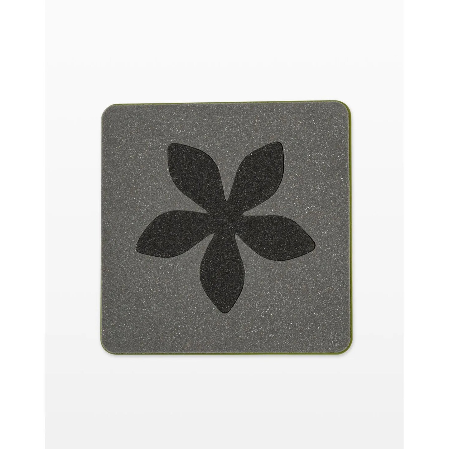 AccuQuilt GO! Fun Flower Fabric Cutting Die for Appliqué Quilting & Crafts