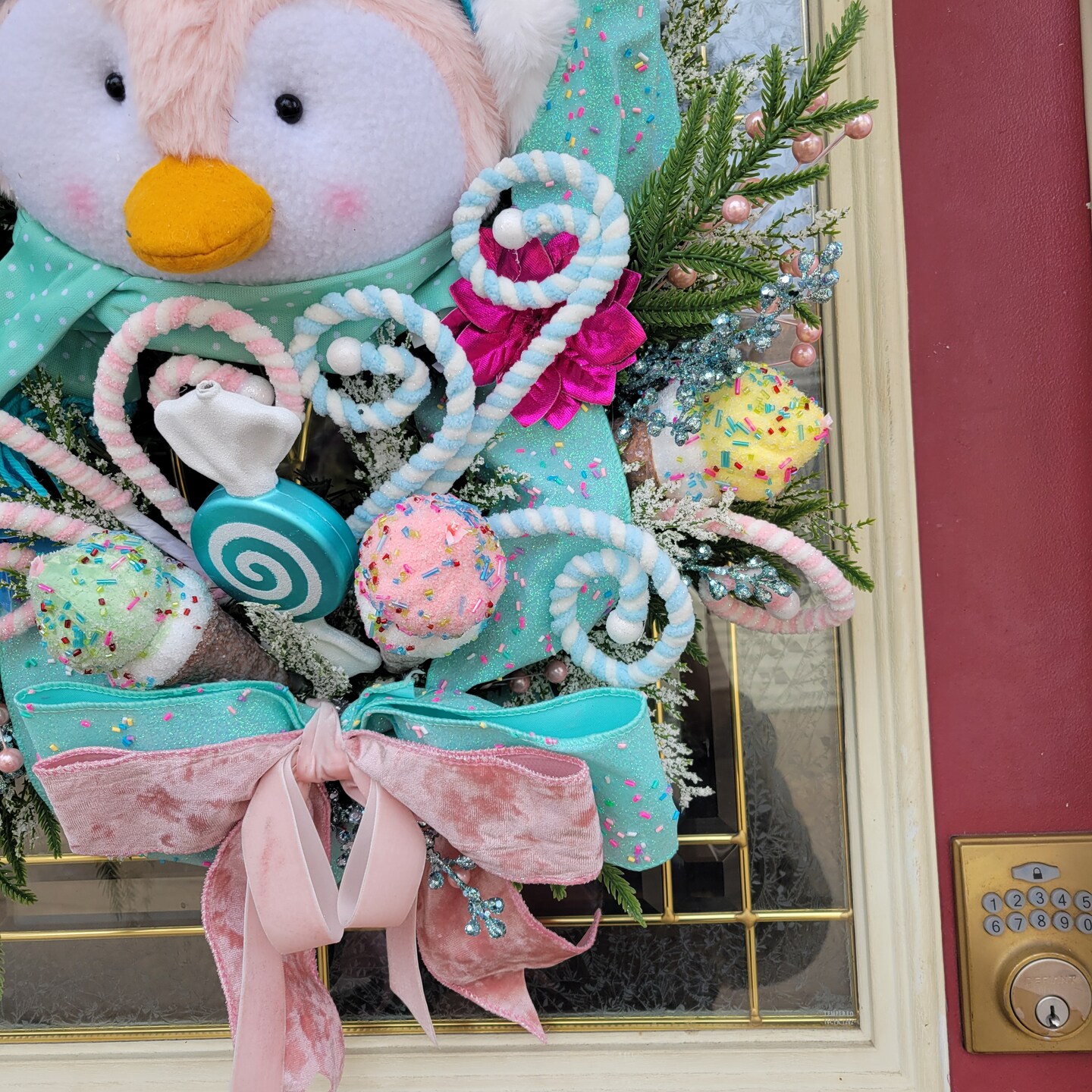 ラプンツェル DEC wreath ピンバッジ Pastel Penguin Wreath Winter Wreath Candy Wreath Penguin Wreath