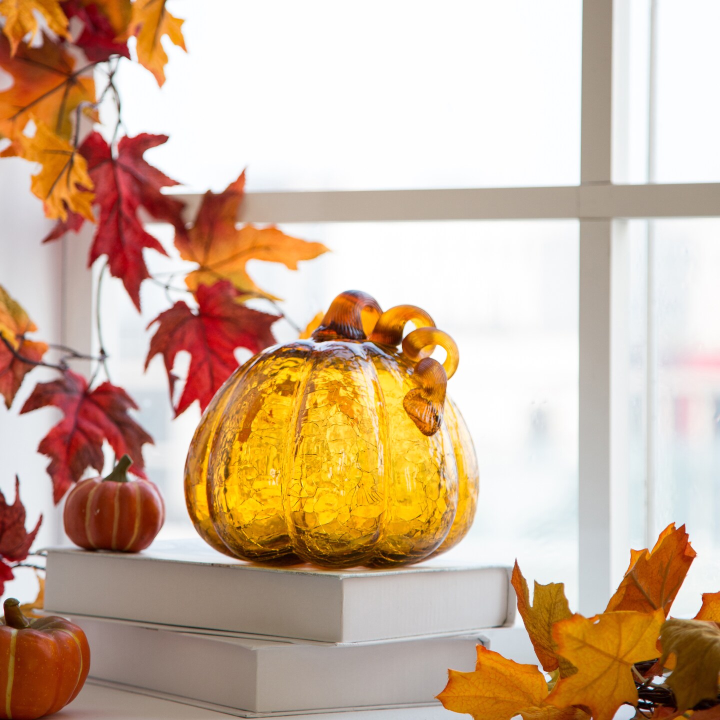 Set of 2 Handmade Amber &#x26; Crackle Glass Pumpkin