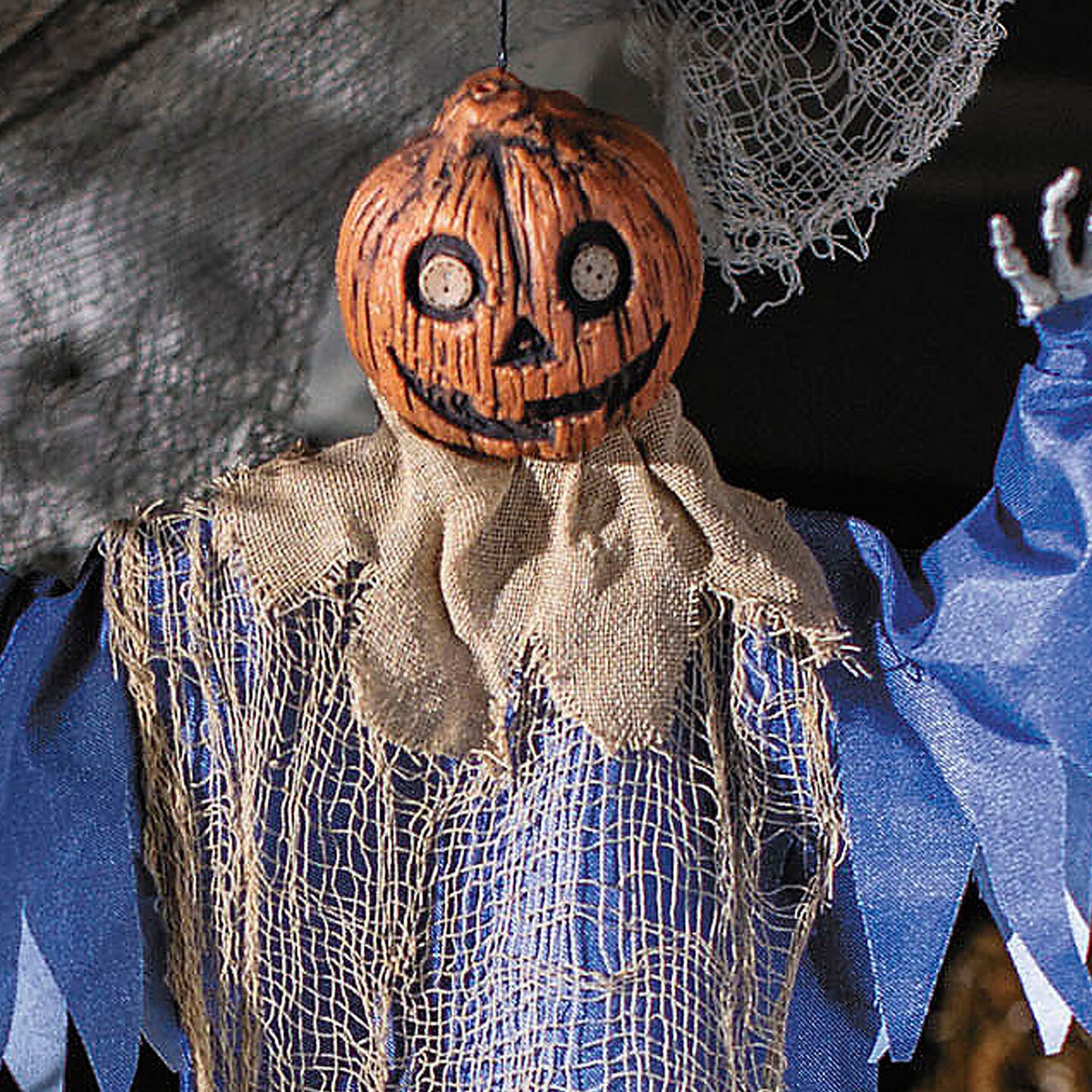 27 1/2&#x22; Hanging Blue &#x26; Burlap Pumpkin Man Halloween Decoration