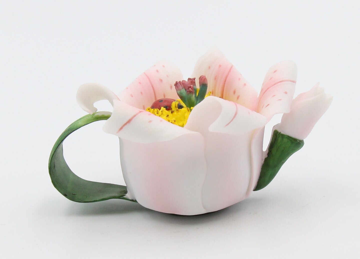 Ceramic Ladybug on Lily Flower Mini Teapot, Home D&#xE9;cor, Gift for Her, Mom, Farmhouse Kitchen D&#xE9;cor, Vintage Decor