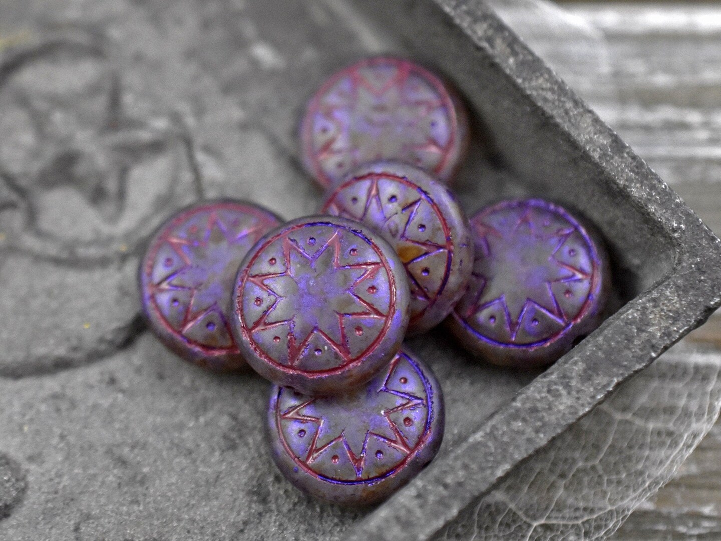 *6* 13mm Red Washed Matte Purple Over White Opal Ishtar Coin Beads