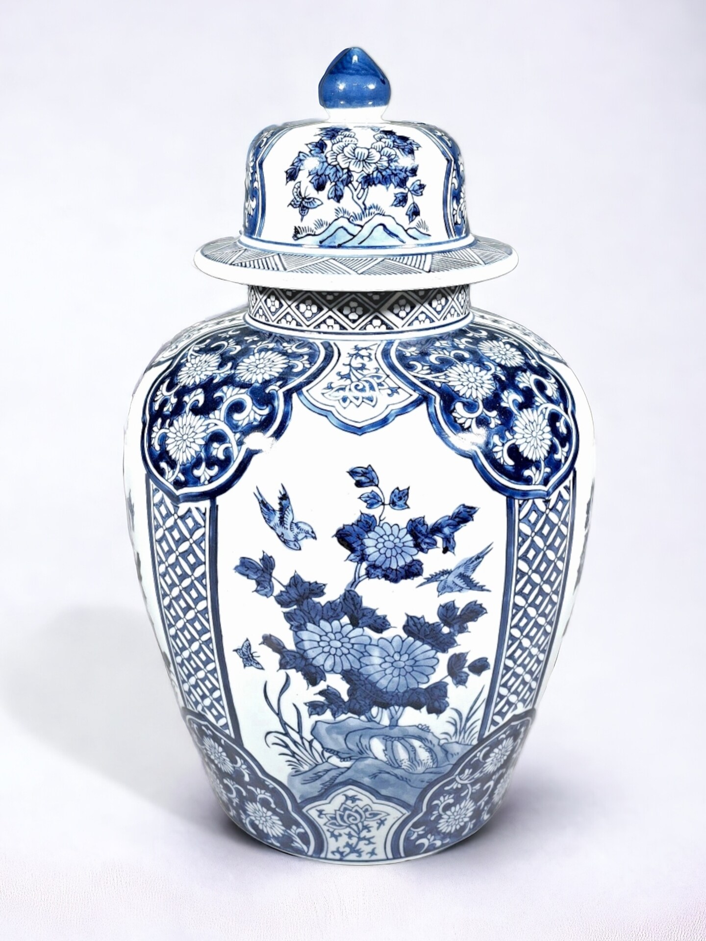 AAI 17&#x22; Porcelain Vase, Floral Design, Blue and White