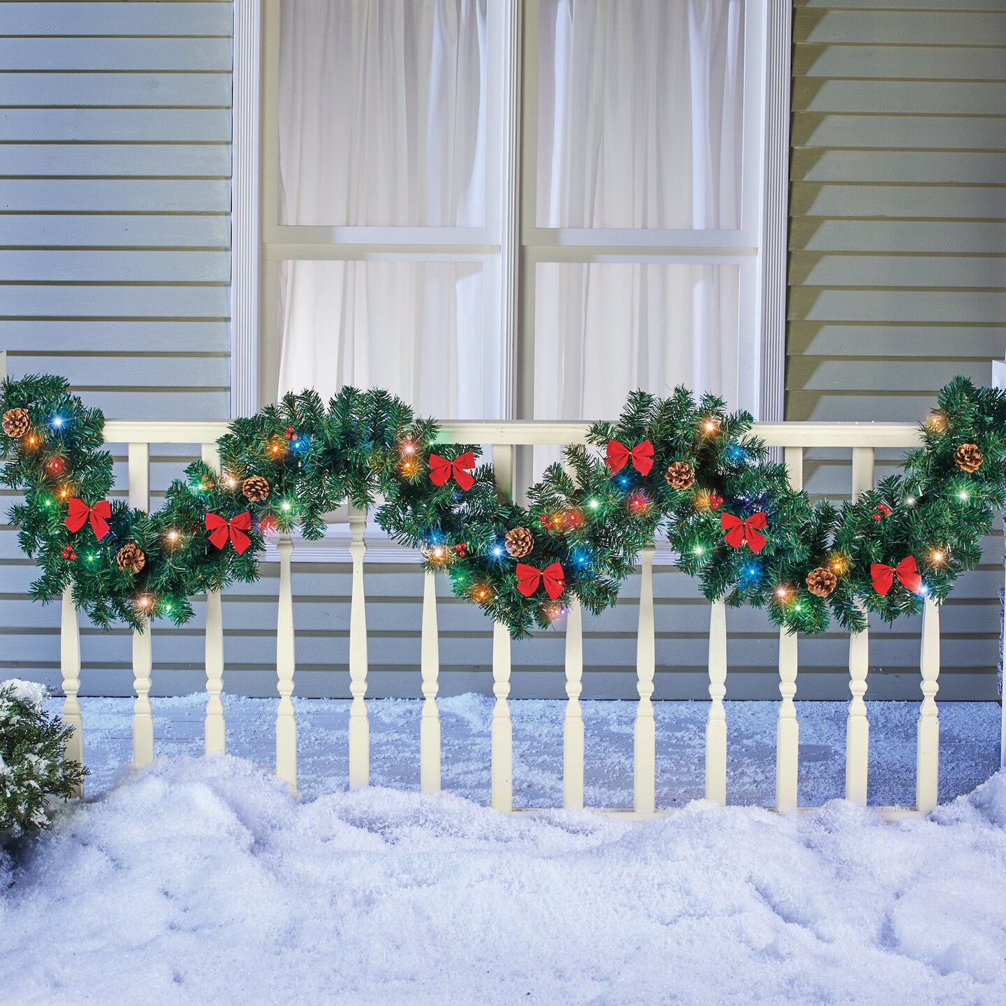 Collections Etc 9-Foot Battery-Operated Colored Lighted Garland
