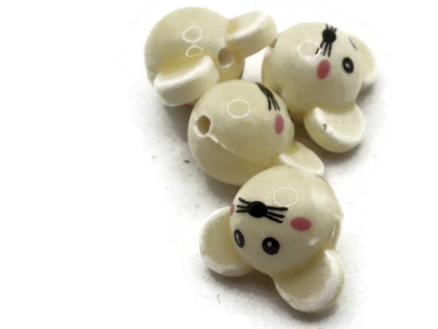 4 Porcelain Mouse Head Creamy Yellow Porcelain Glass Animal Beads