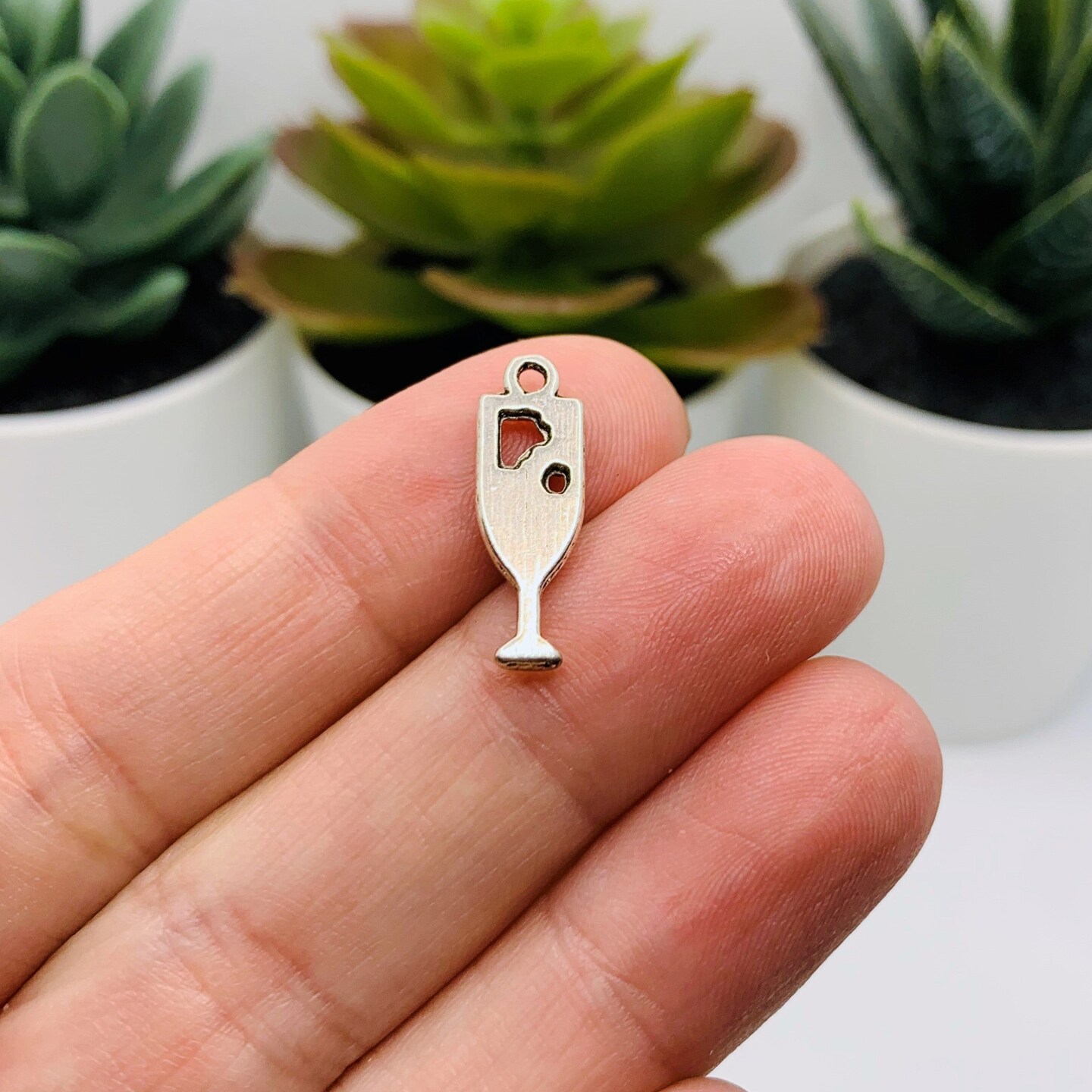 4, 20 or 50 Pieces: Silver Champagne Flute Charms