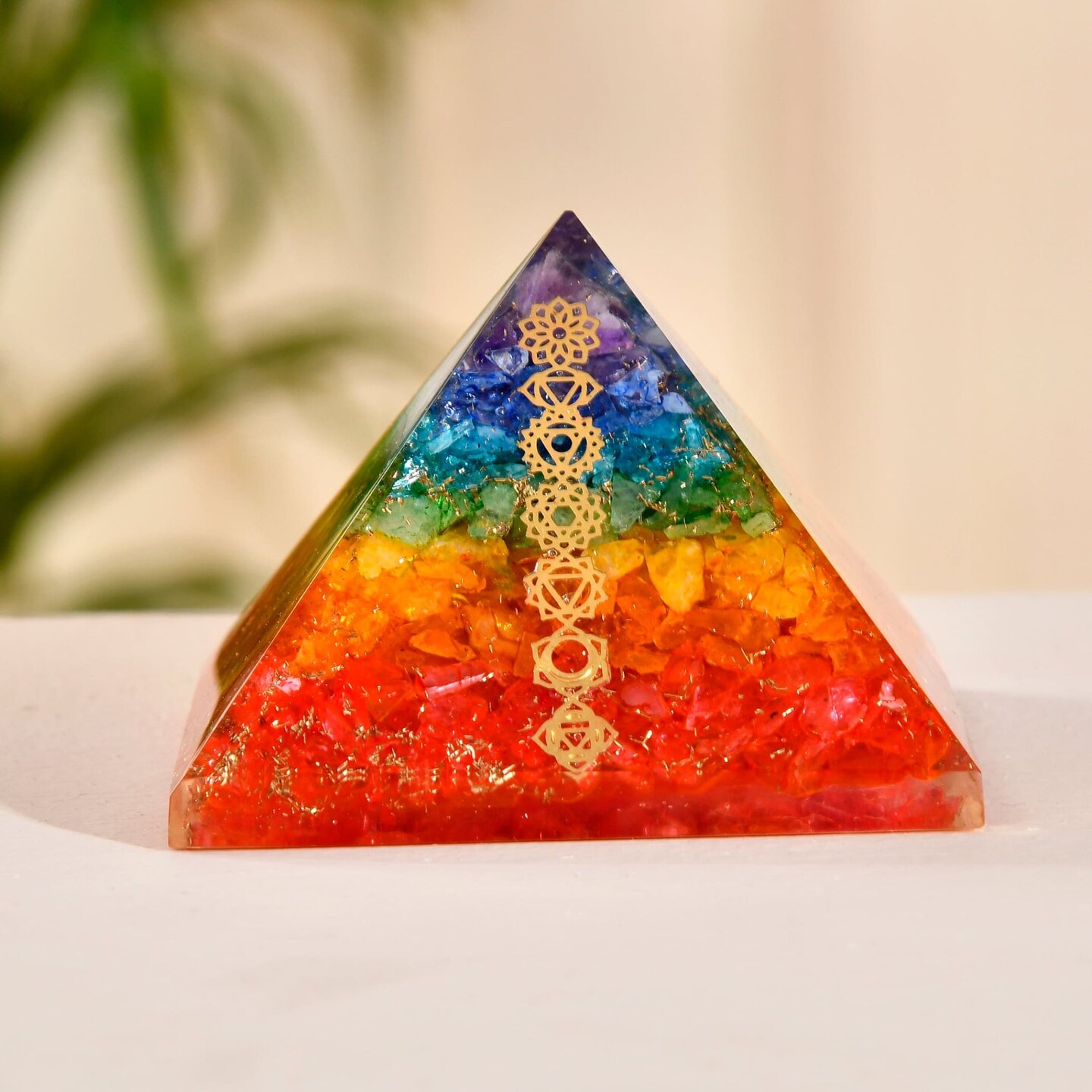 Orgonite Pyramid Seven Chakra Gemstone Orgone Chakra Healing Amethyst Rose Quartz Stone Energy Generator Pyramids for Goodluck Spiritual Healing Meditation Yoga - Office Living Room Decor