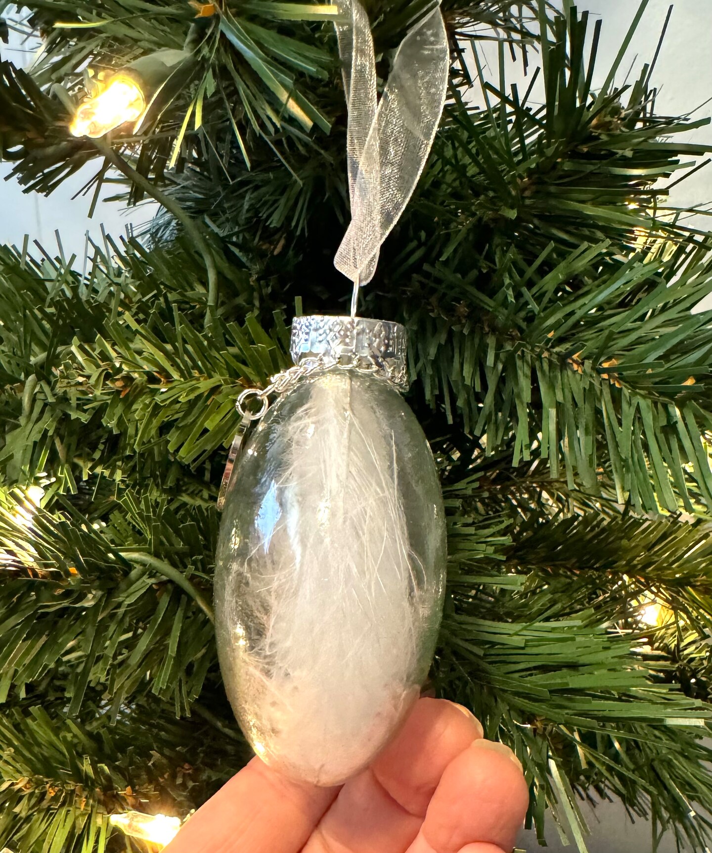 Dad Memorial Glass Ornament, I Have an Angel in Heaven I Call Him Dad,  White Feather Ornament, Loss Of Father Sympathy Gift, Christmas Gift |  MakerPlace by Michaels, image size:902x1080