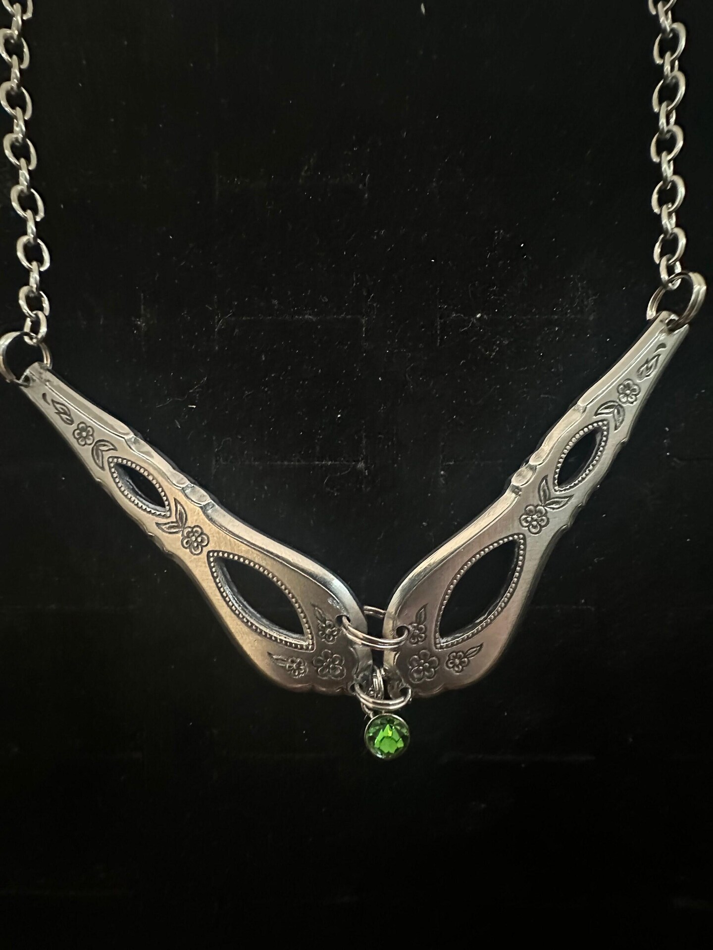 Silver spoon necklace vintage . Green rhinestones, magnetic clasp