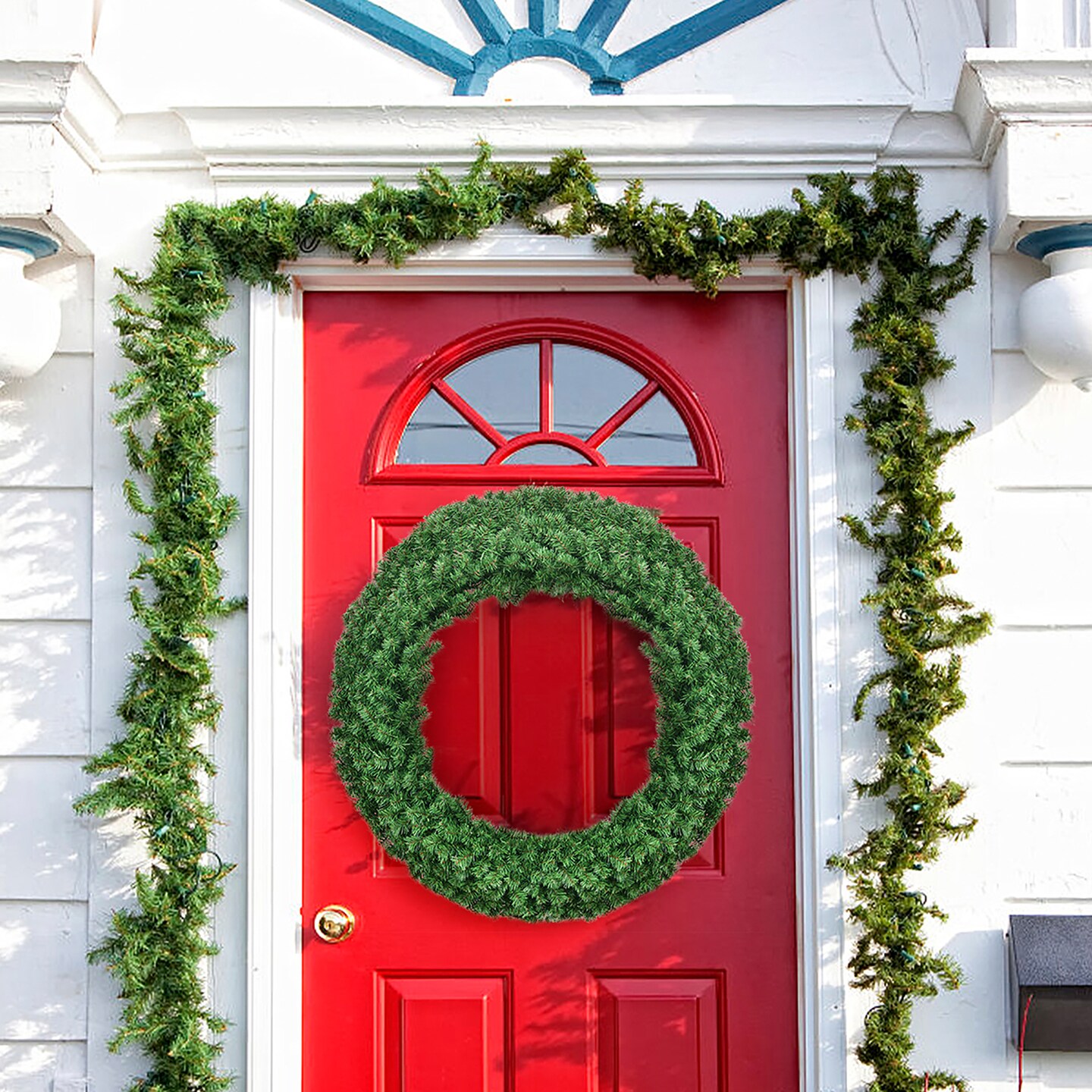 Costway 48&#x27;&#x27; Pre-lit Cordless Artificial Christmas Wreath 714 Tips w/ 200 LED Light&#x26;Timer