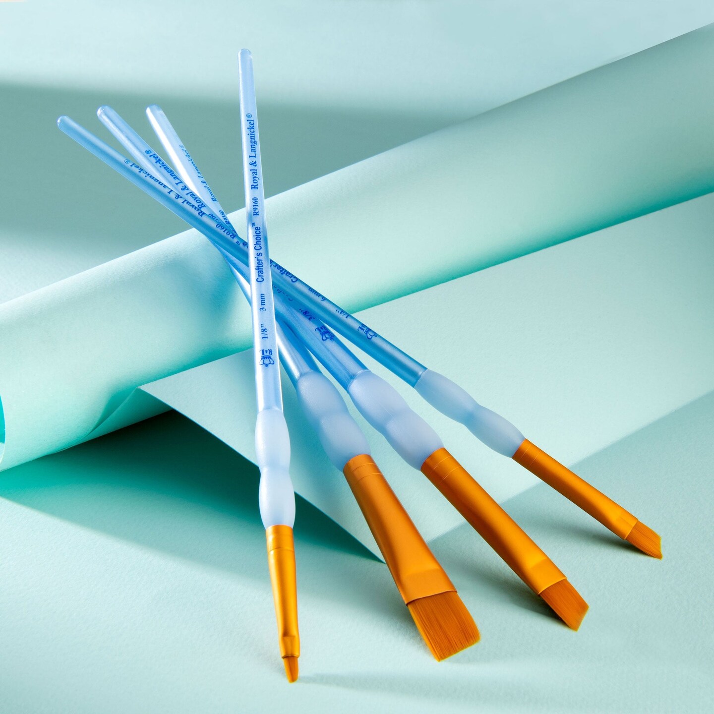 RCC 214 | Crafter&#x27;s Choice&#x2122; 4pc Golden Taklon Angular Brush Set