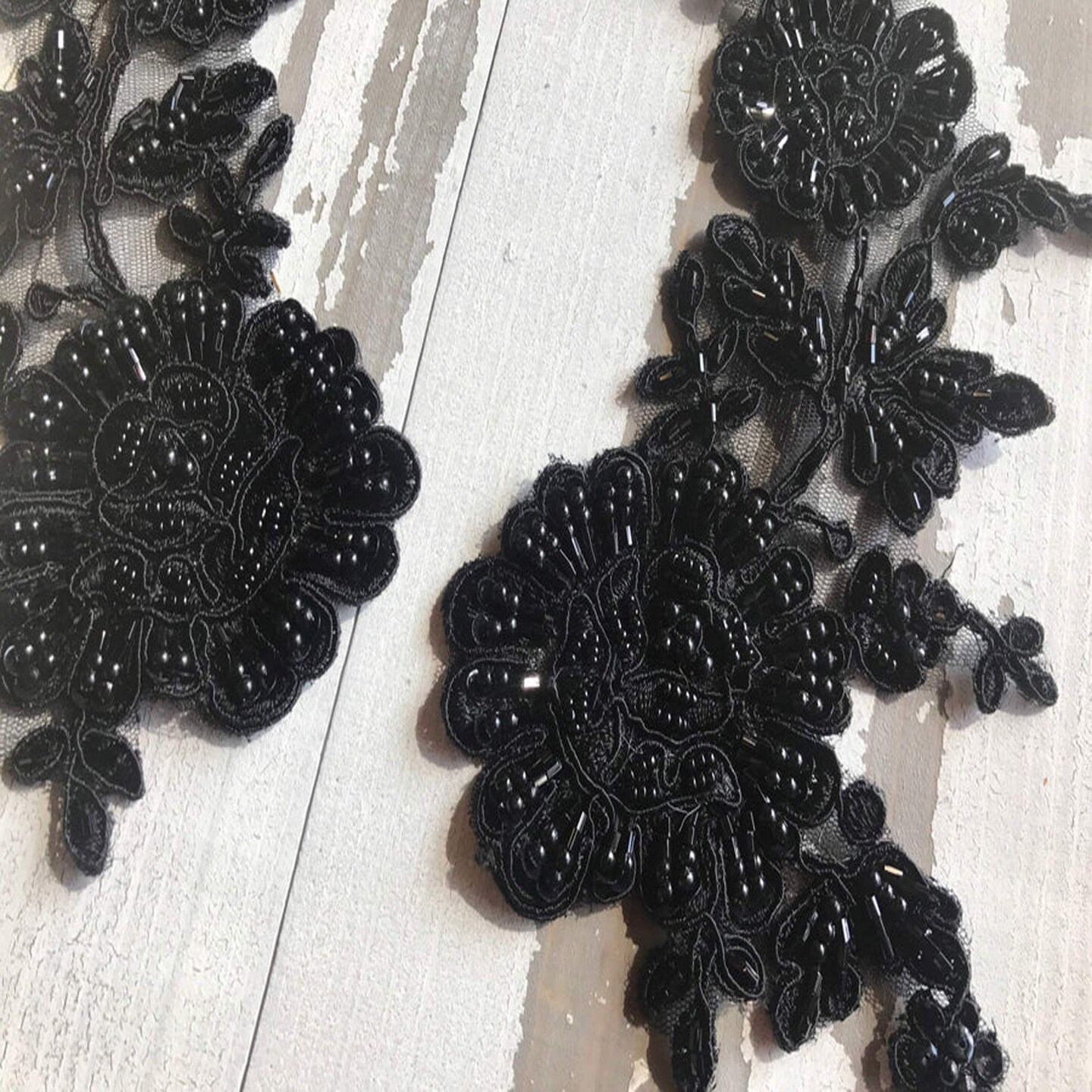 1 Pair Black Flower Design Beaded Lace Applique Mirrored For Evening Gown