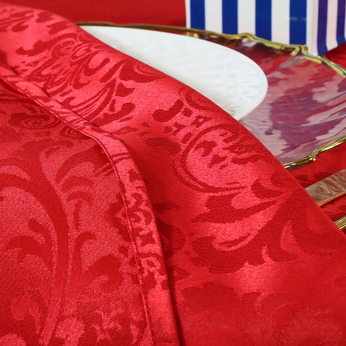 Apple Red Floral Damask Jacquard Banquet Chair Cover Elegant Polyester Fabric