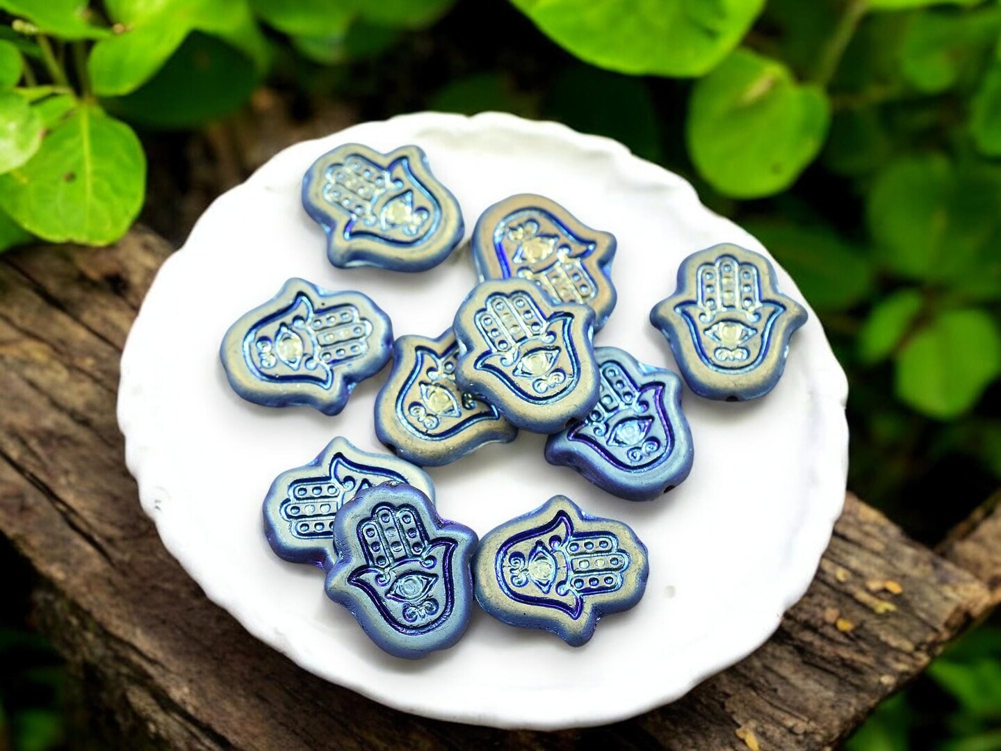 *10* 15x10mm Jet AB Hamsa Hand Beads