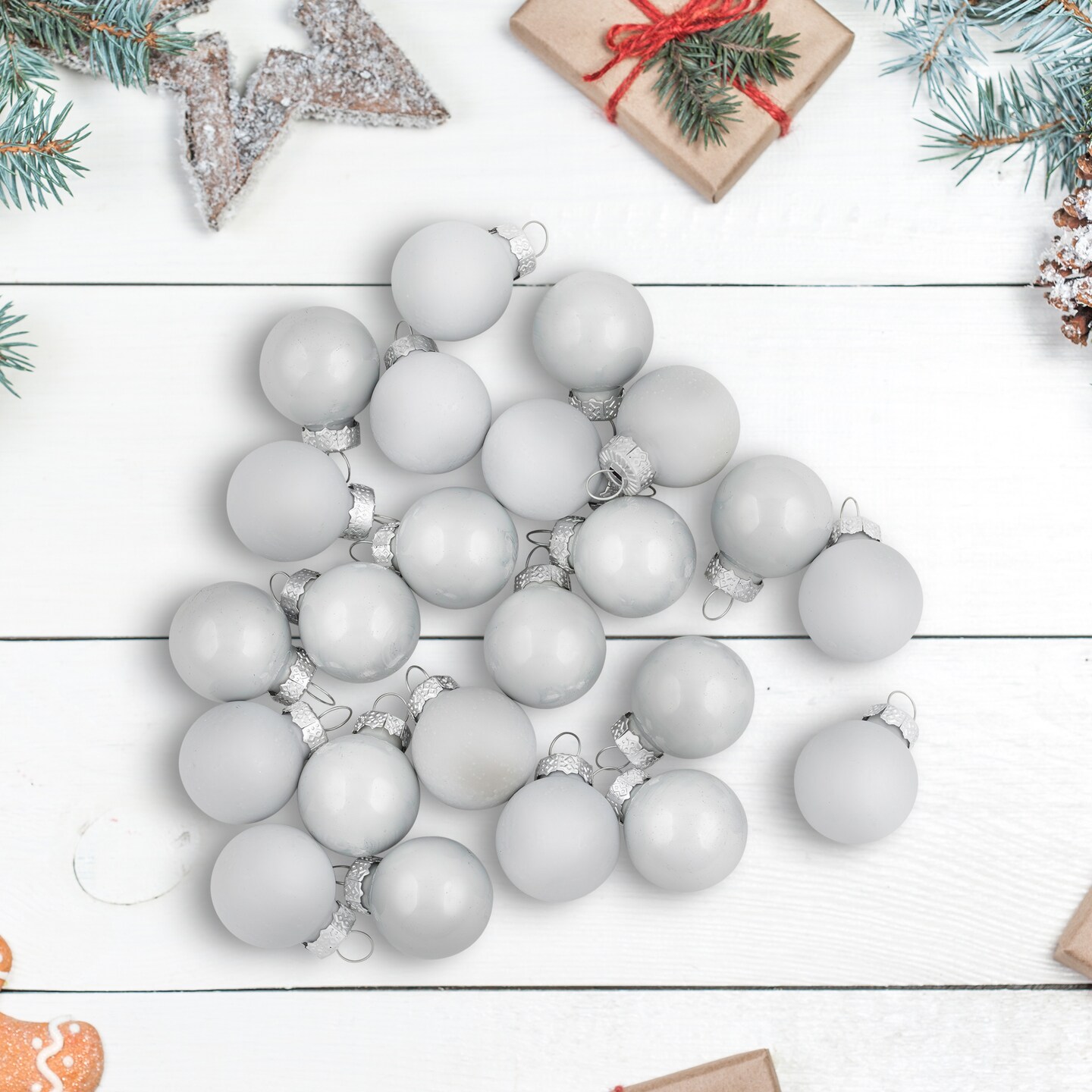 Northlight 24ct White 2-Finish Glass Christmas Ball Ornaments 1&#x22; (25mm)