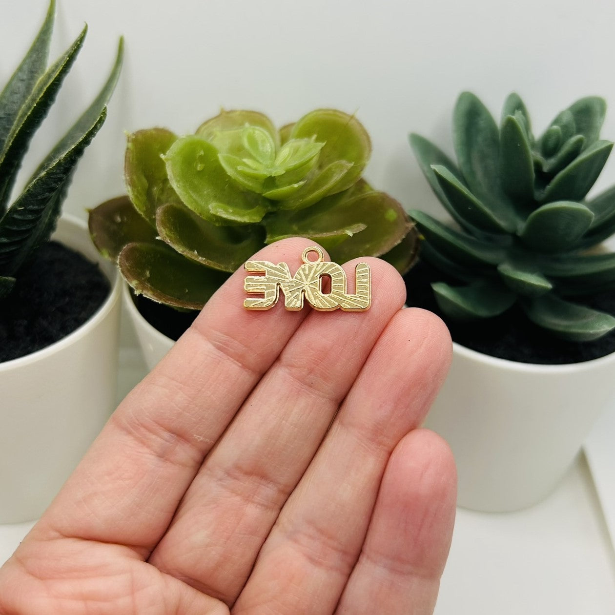 1, 4, 20 or 50 Pieces: Rainbow Pride Love Charms